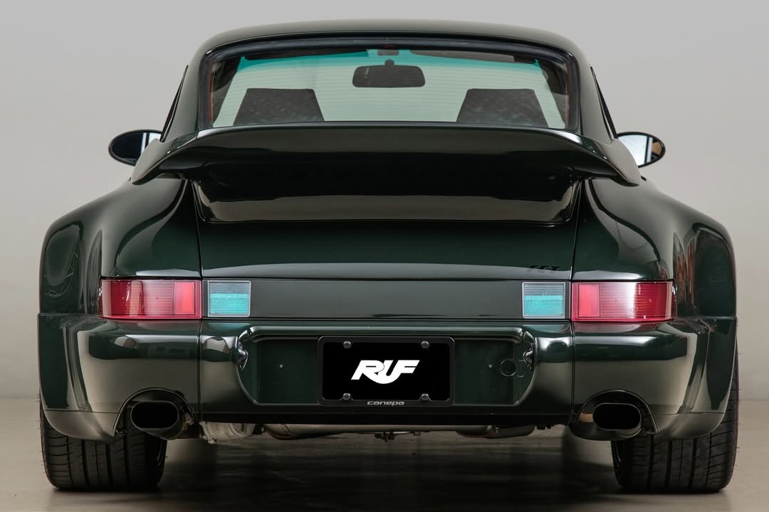 1994 Porsche 911 Carrera in Connaught Green