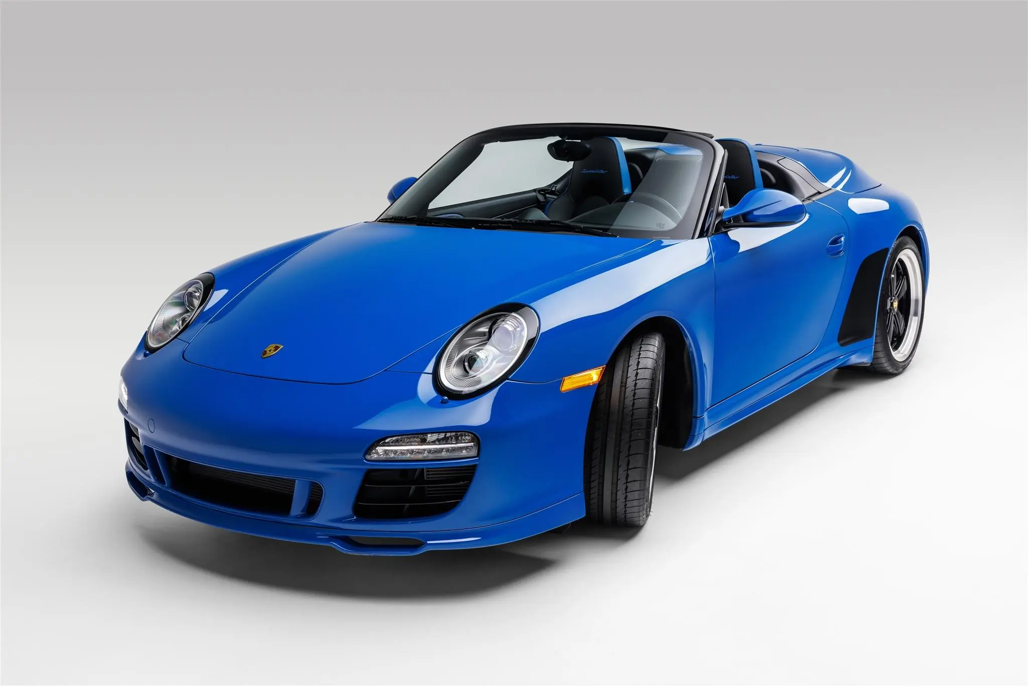 2011 Porsche 911 Speedster in Pure Blue