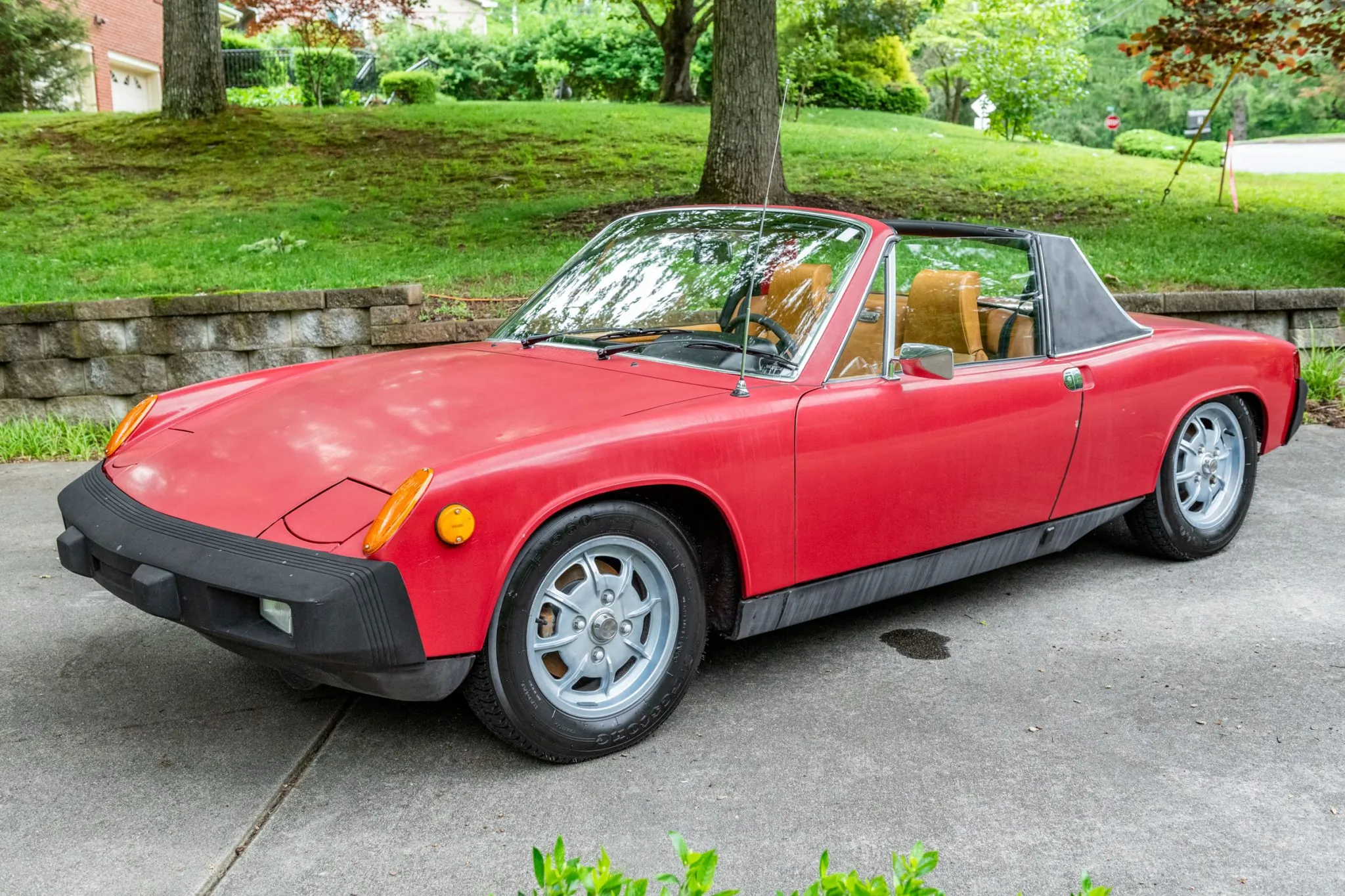 1976 Porsche 914 2.0L in Malaga Red