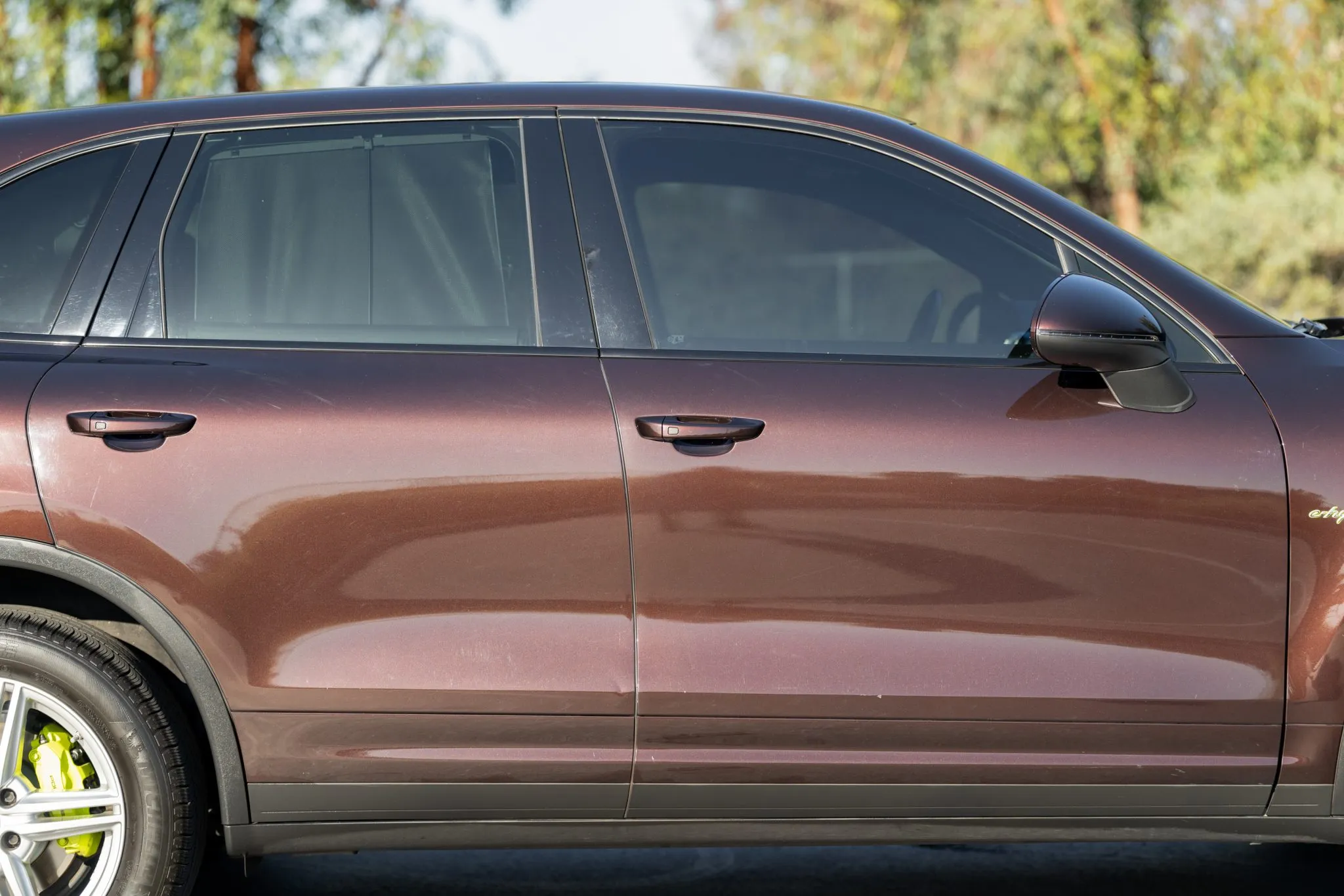 2016 Porsche Cayenne S E-Hybrid in Mahogany Metallic