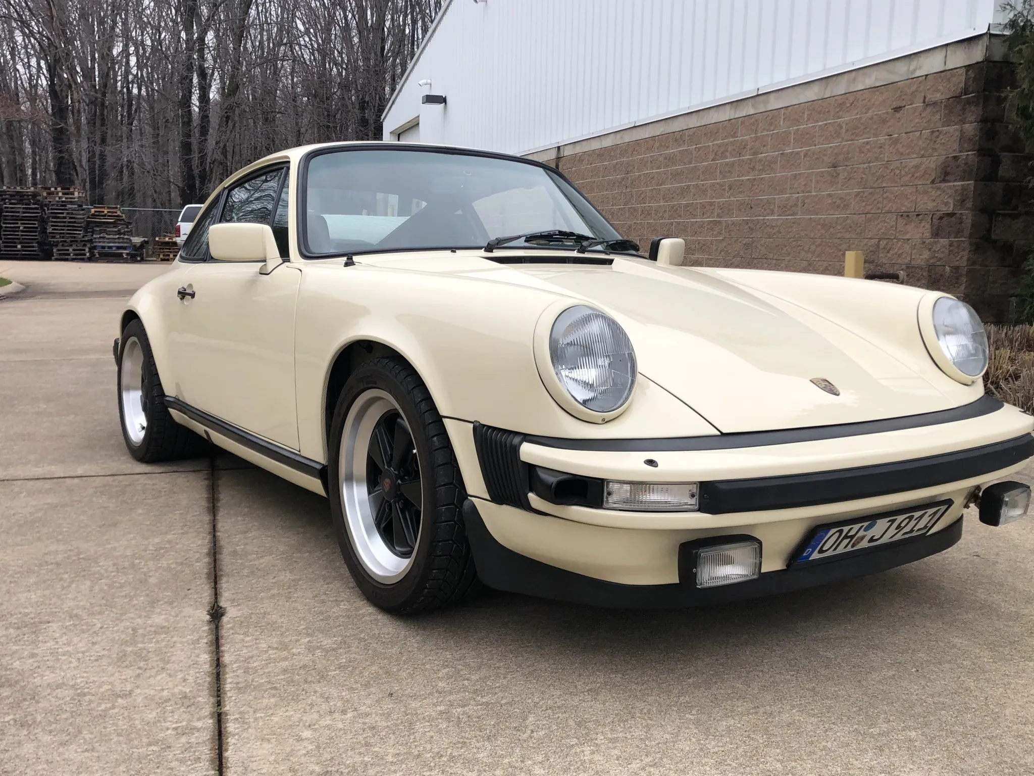 1982 Porsche 911SC Coupe in Ivory White