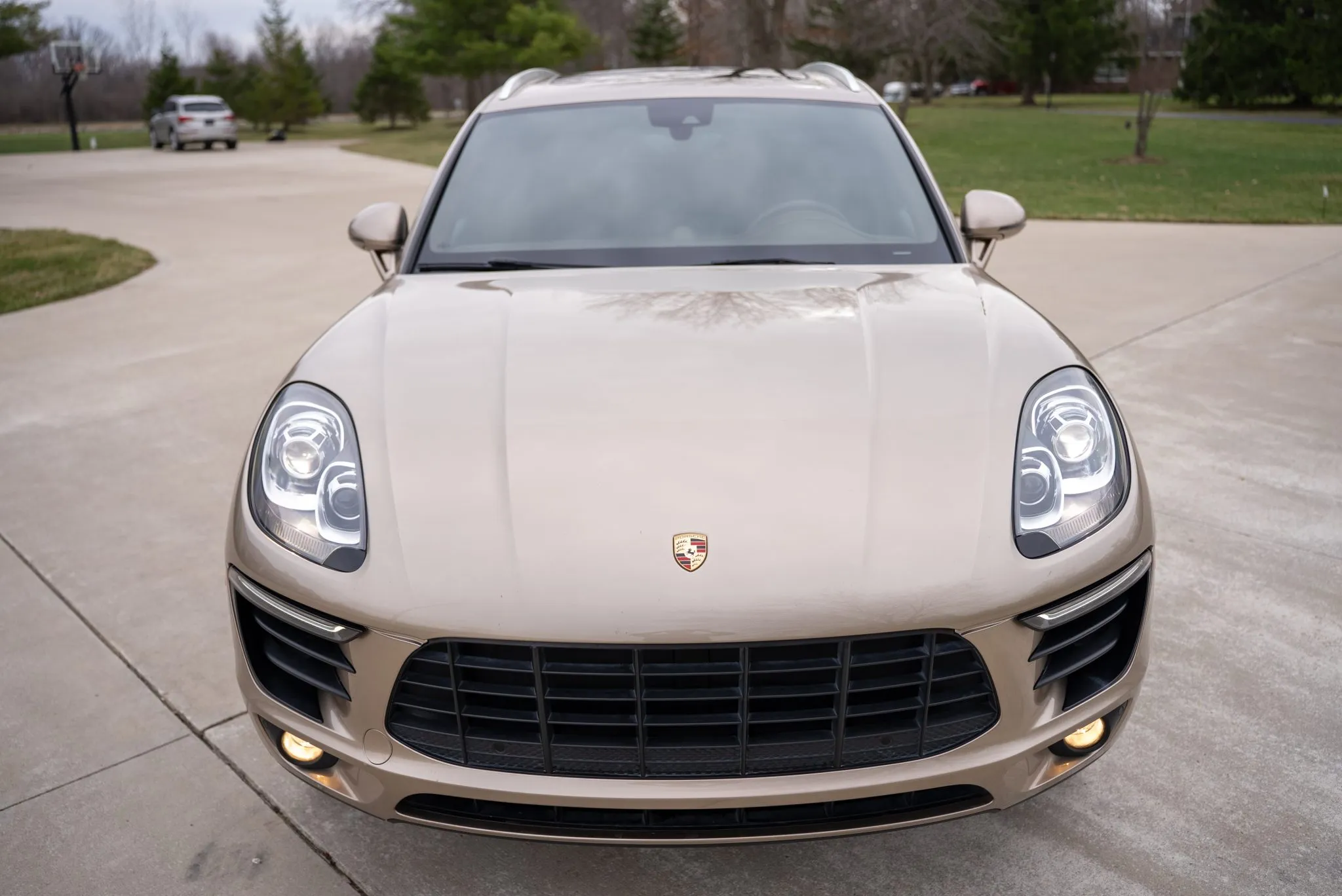 2018 Porsche Macan S in Palladium Metallic