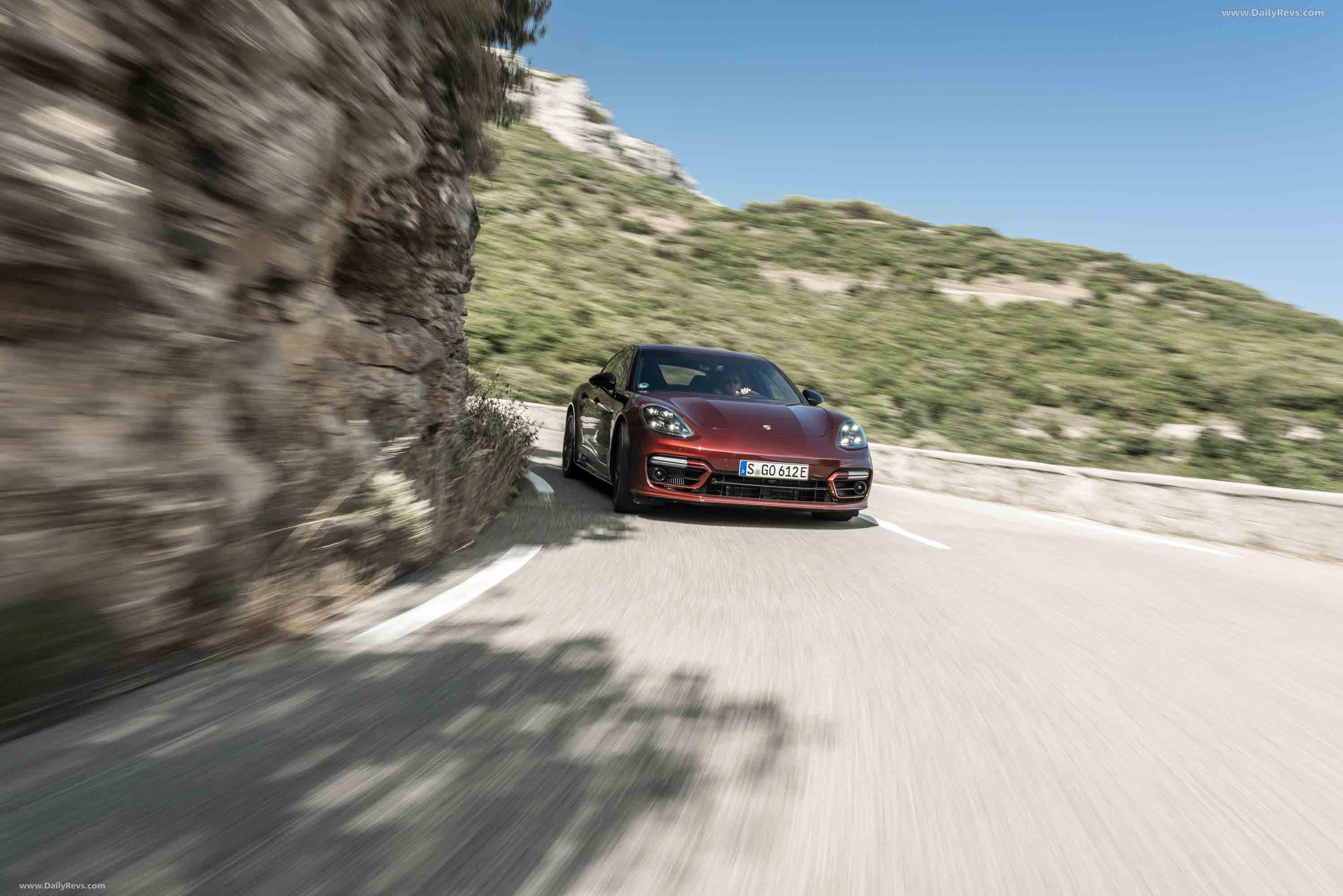2021 Porsche Panamera 4 E-Hybrid in Cherry Metallic