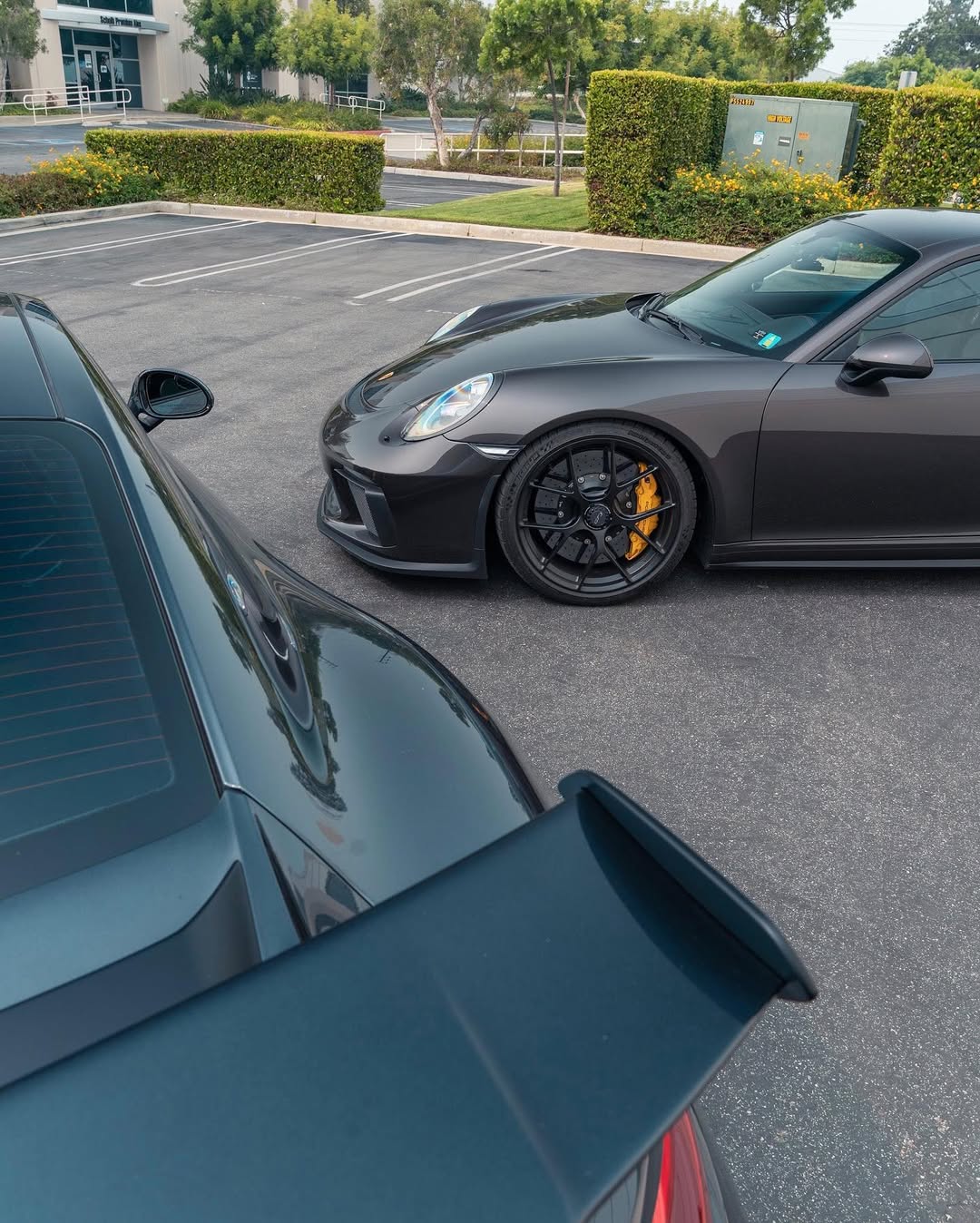 2019 Porsche 911 GT3 in Carbon Grey Metallic