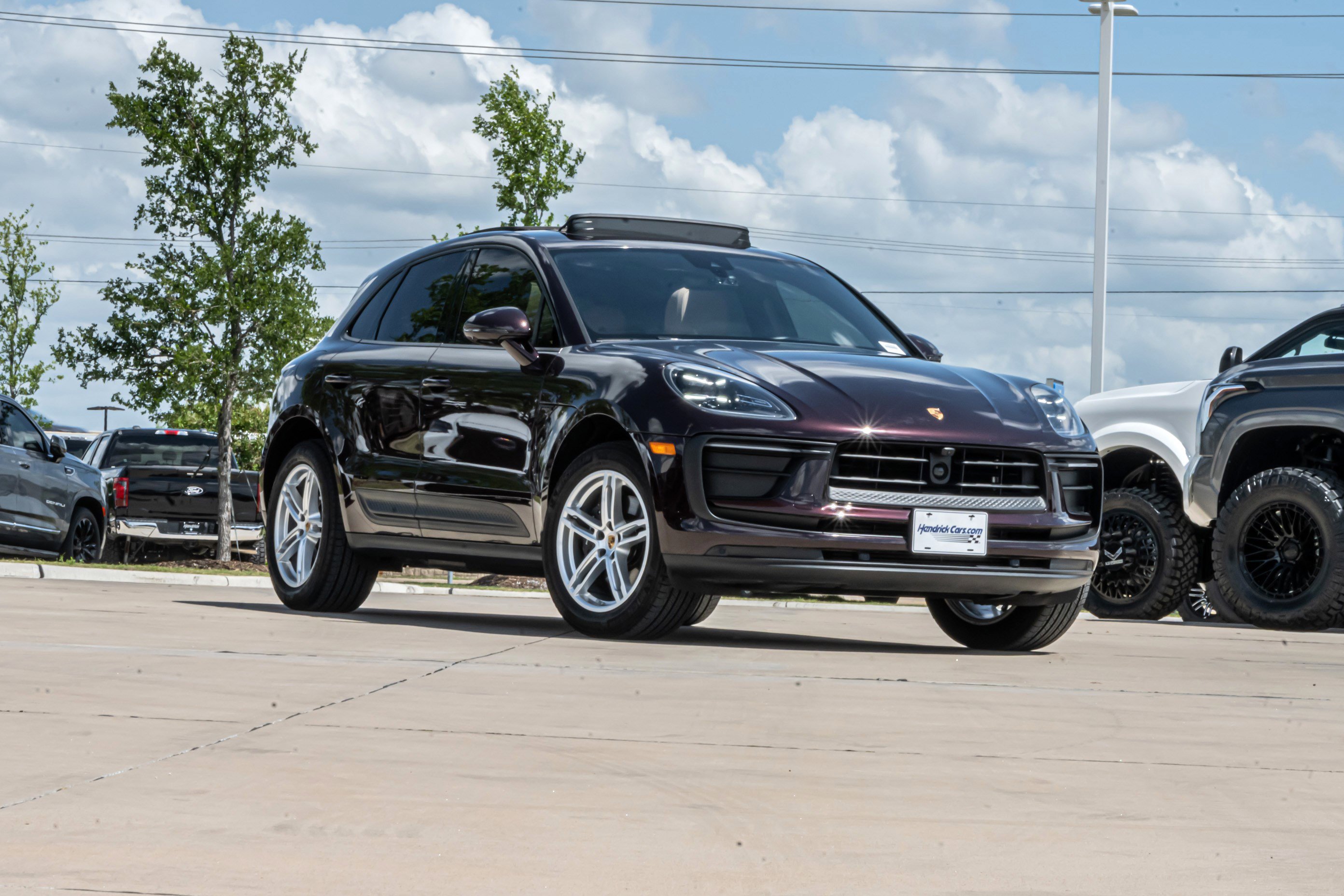 2024 Porsche Macan in Copper Ruby Metallic