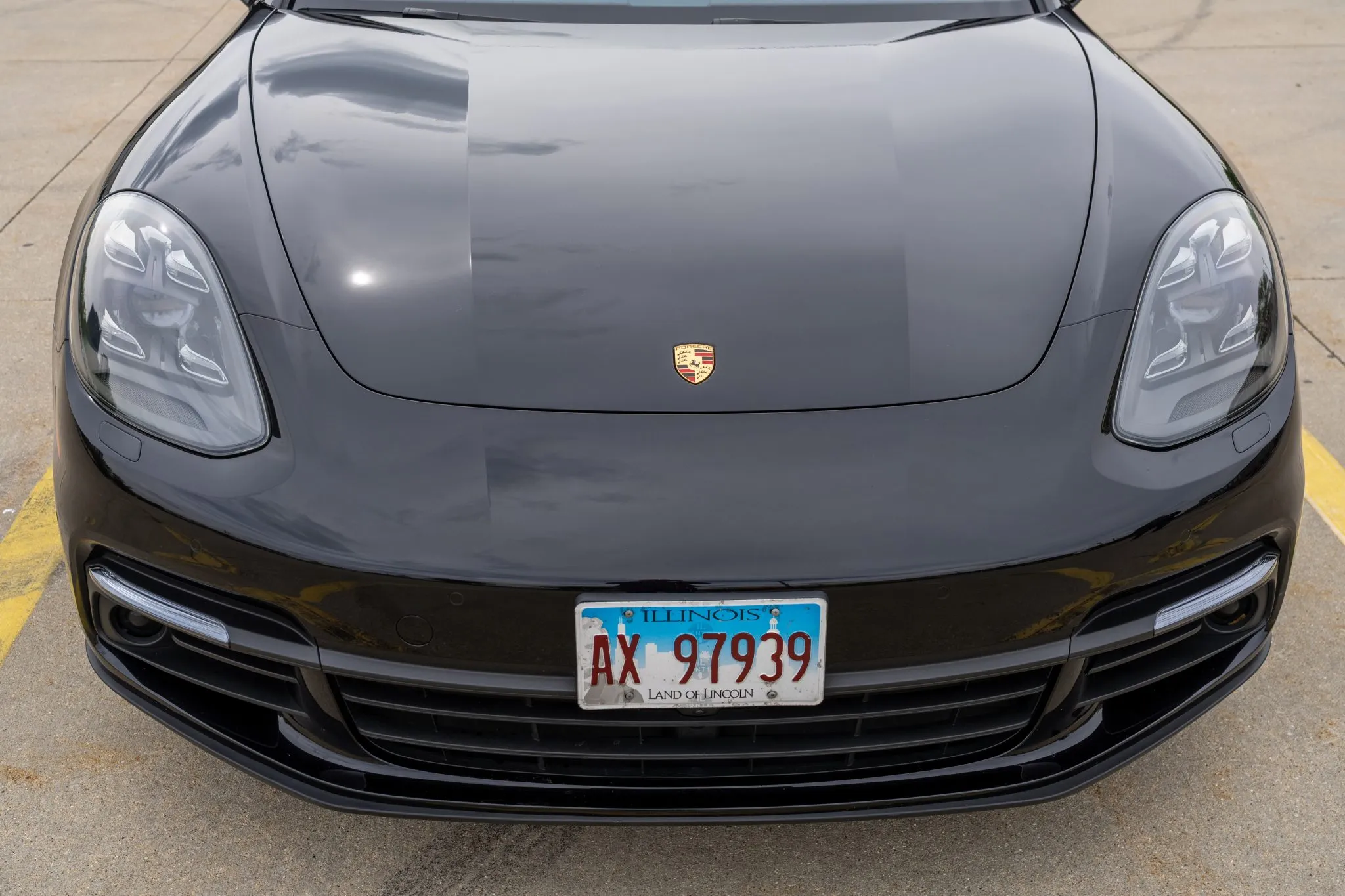 2018 Porsche Panamera 4S Sport Turismo in Jet Black Metallic