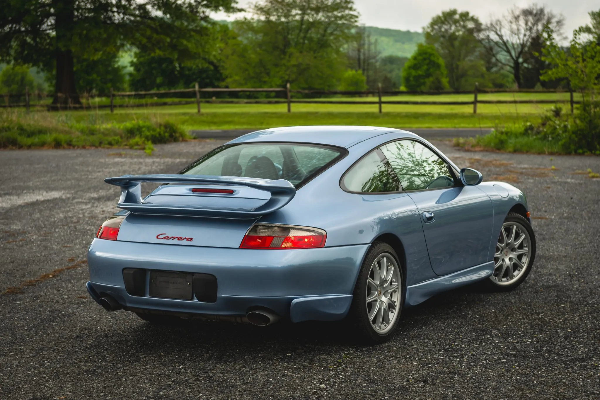 2001 Porsche 911 Carrera Coupe in Horizon Blue Metallic