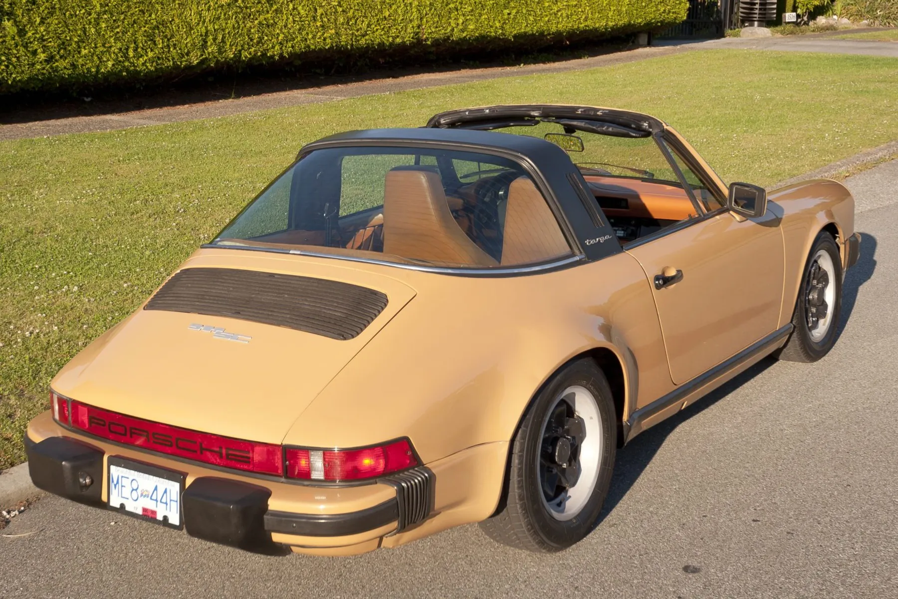 1978 Porsche 911SC Targa in Cashmere Beige