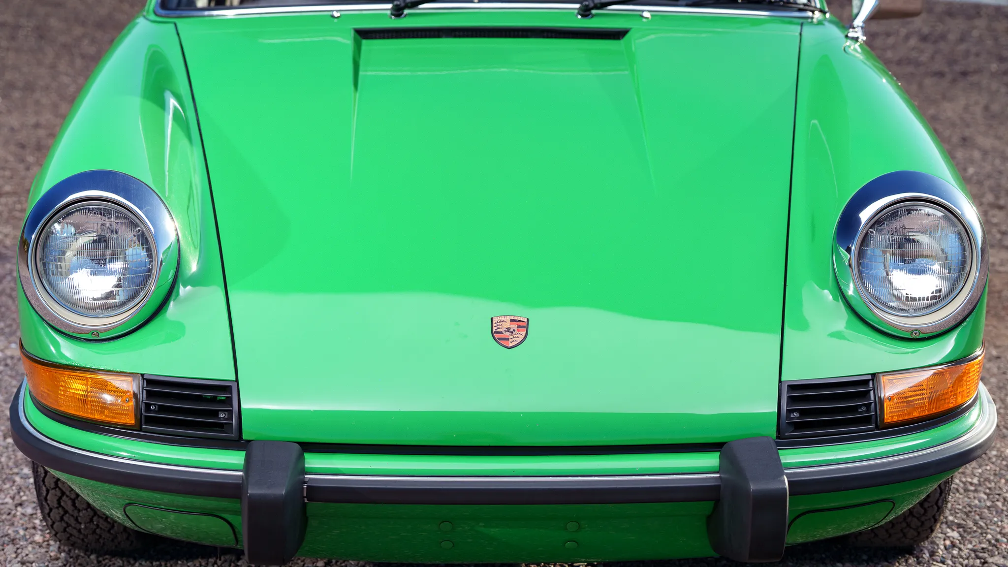 1973.5 Porsche 911T Coupe In Viper Green