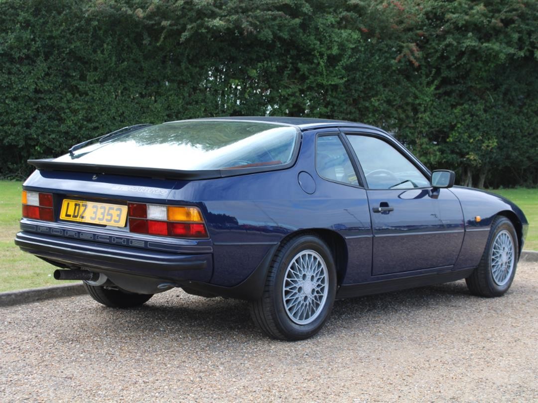 1982 Porsche 924 Turbo in Mauritius Blue