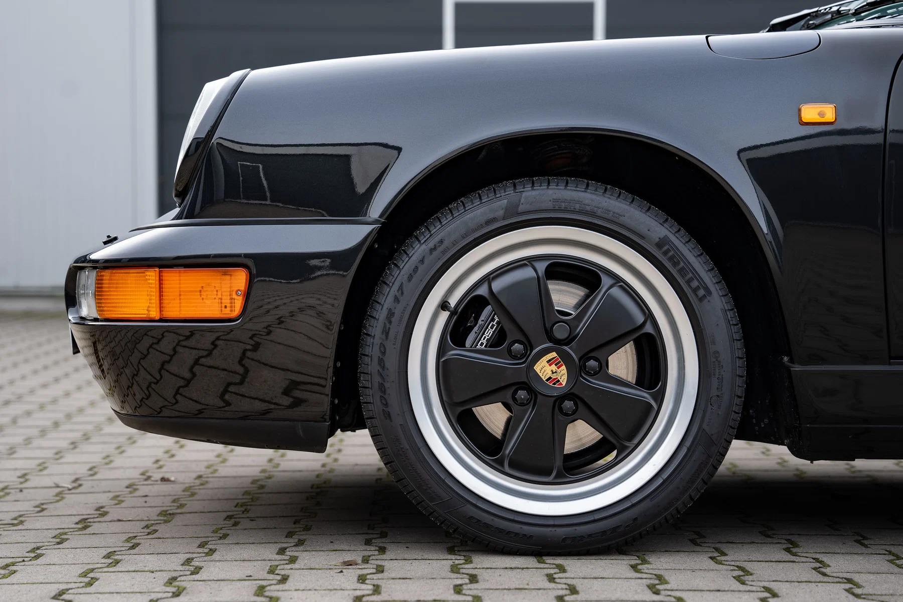 1990 Porsche 911 Carrera 2 Coupé in Panthero Metallic