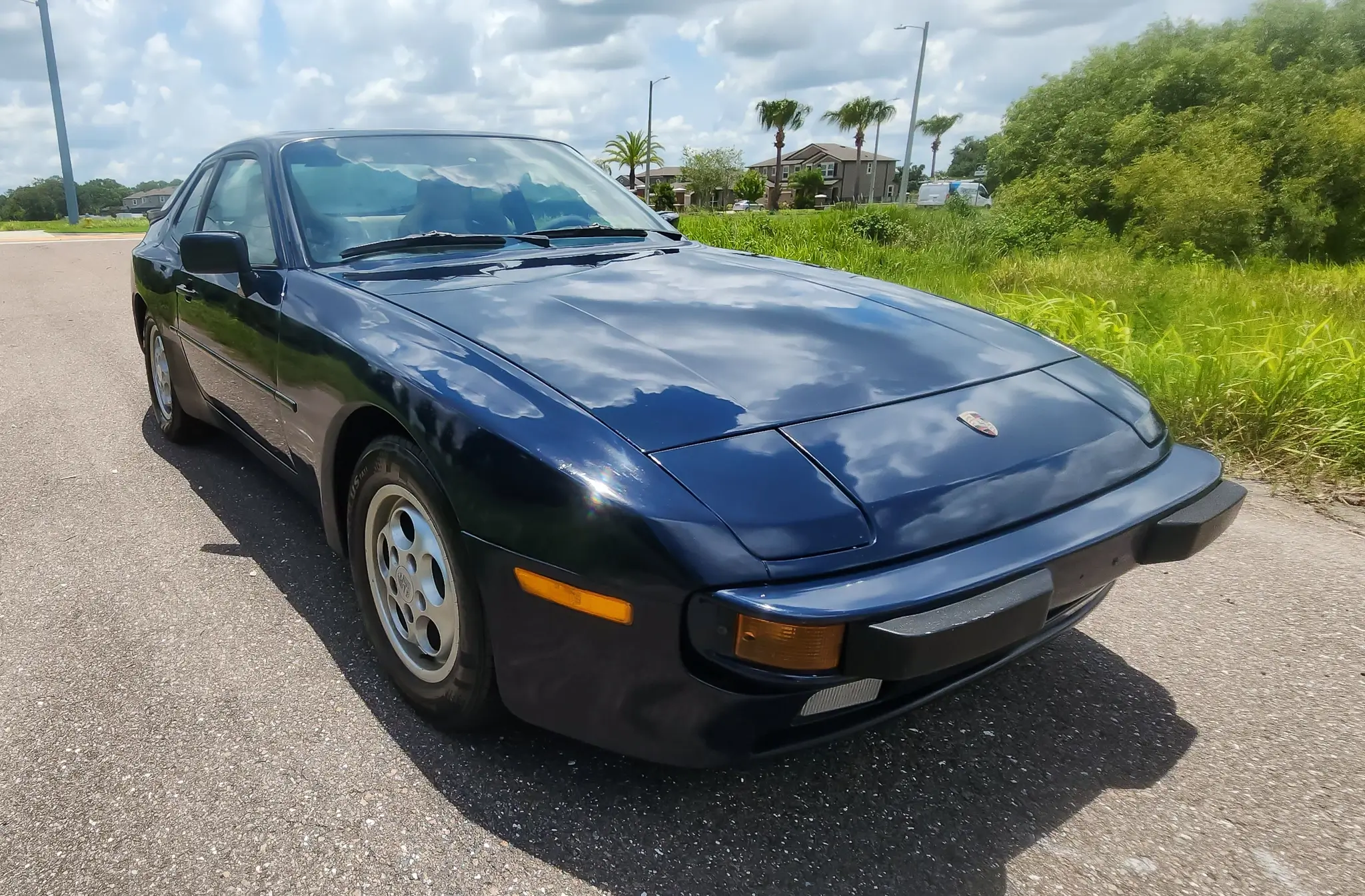 1987 Porsche 944 in Azurite Blue