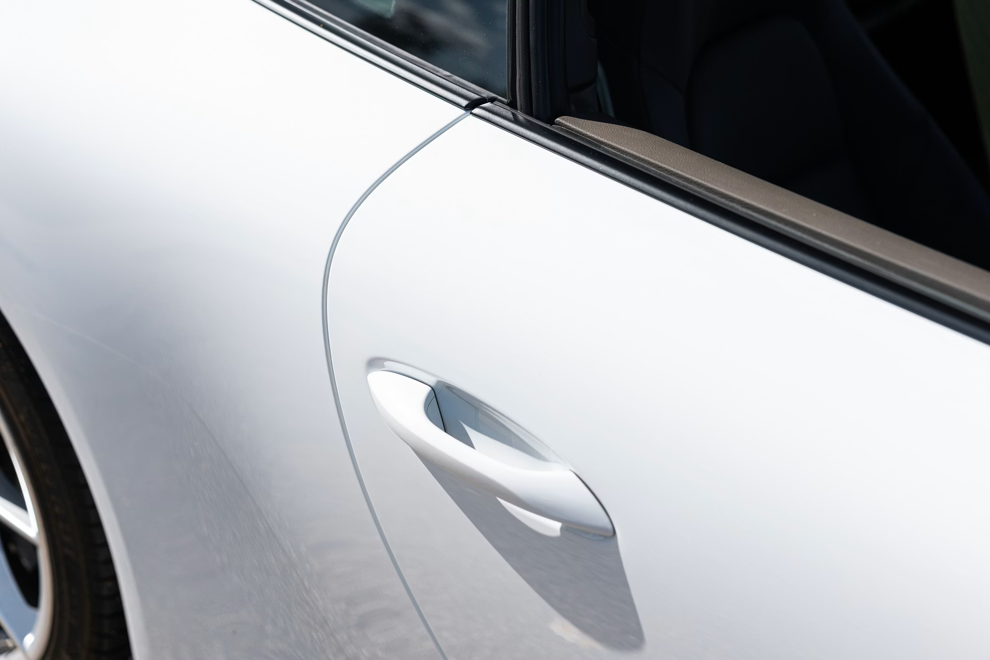 2017 Porsche 911 Carrera in Carrara White Metallic