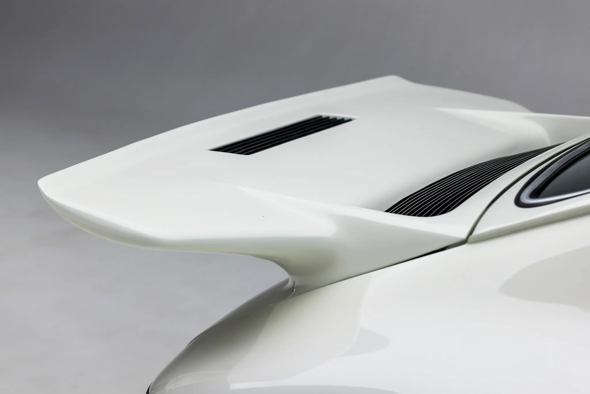 1977 Porsche 911S Coupe in Ivory White
