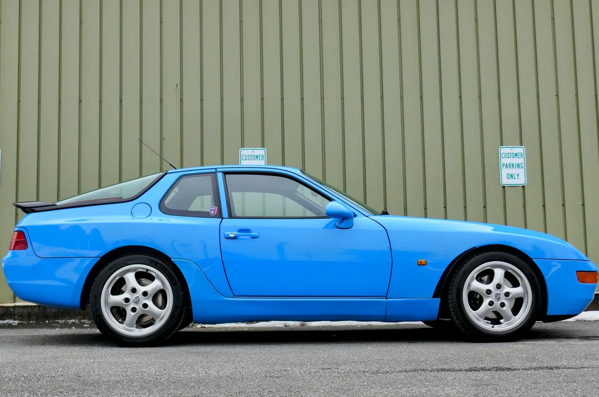 1994 Porsche 968 Coupe in Riviera Blue