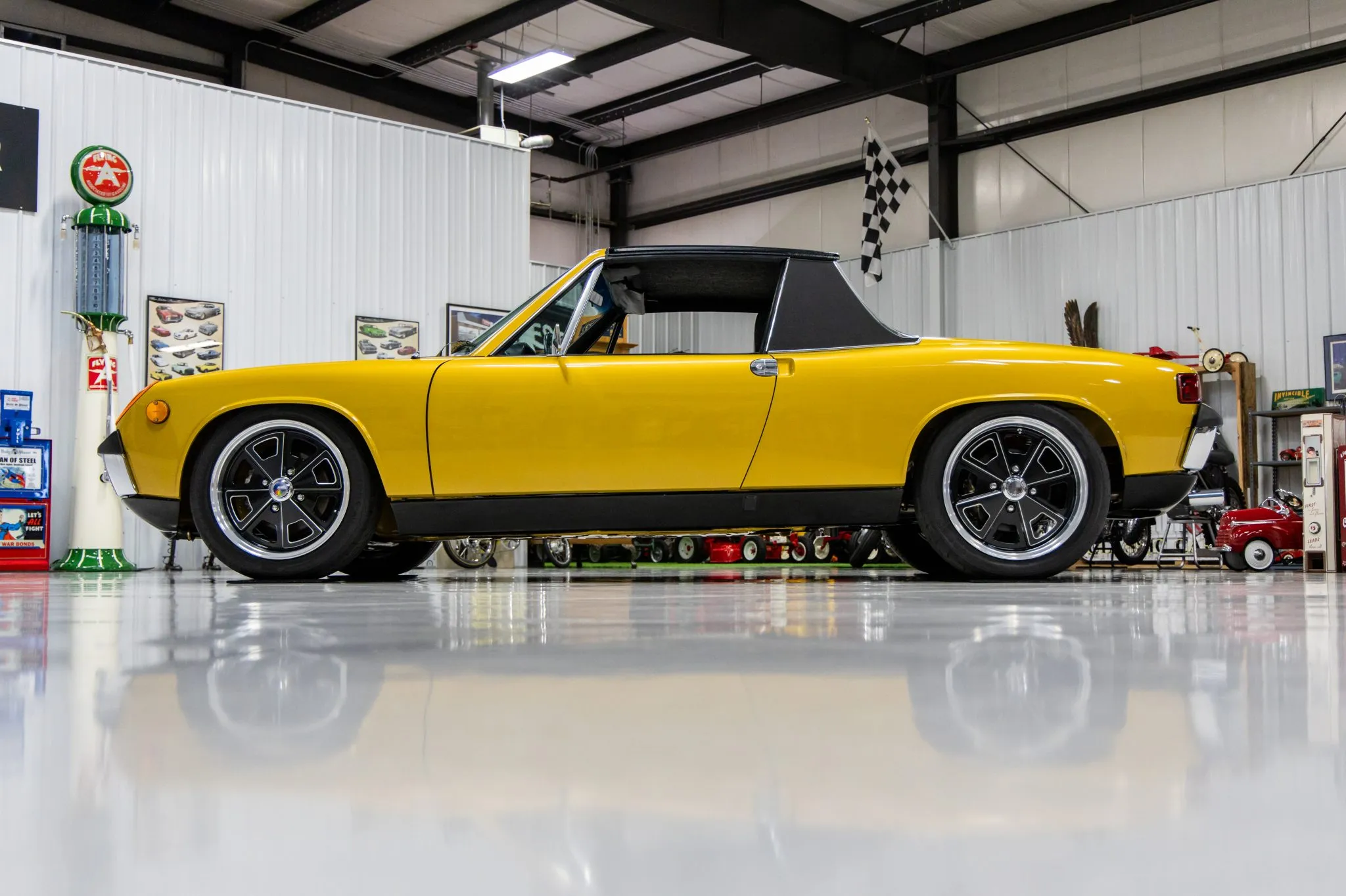 1971 Porsche 914 in Gold Metallic