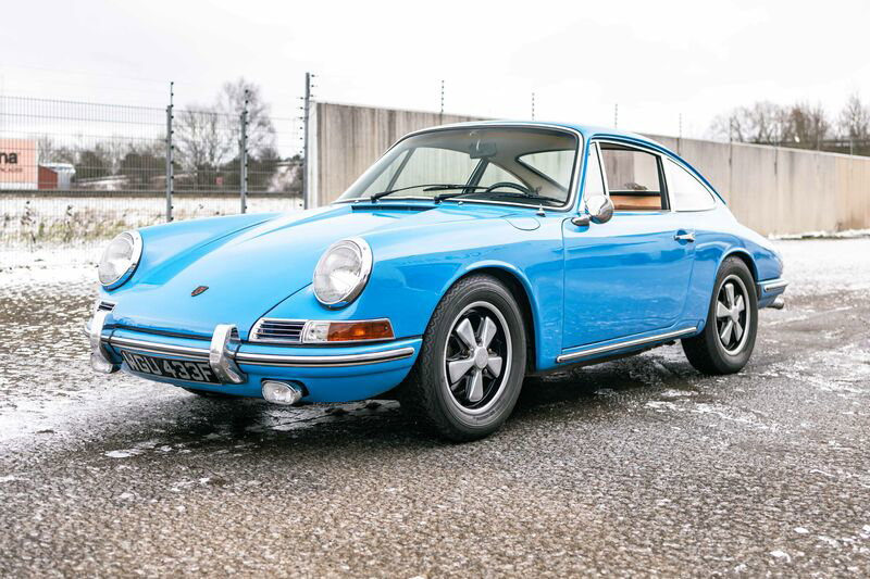 1968 Porsche 911 T in Sky Blue