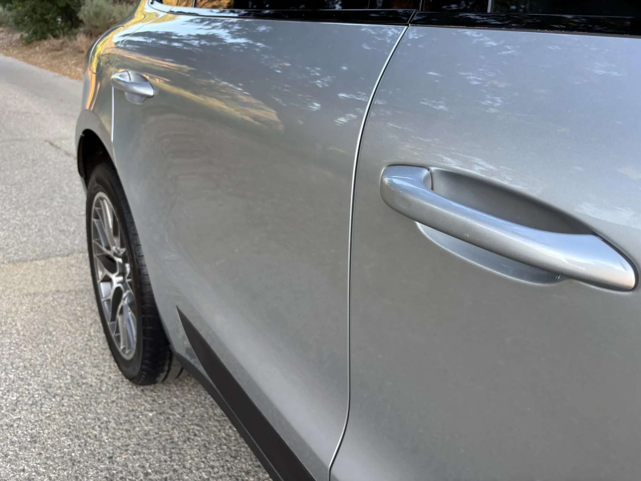 2016 Porsche Macan S in Rhodium Silver Metallic