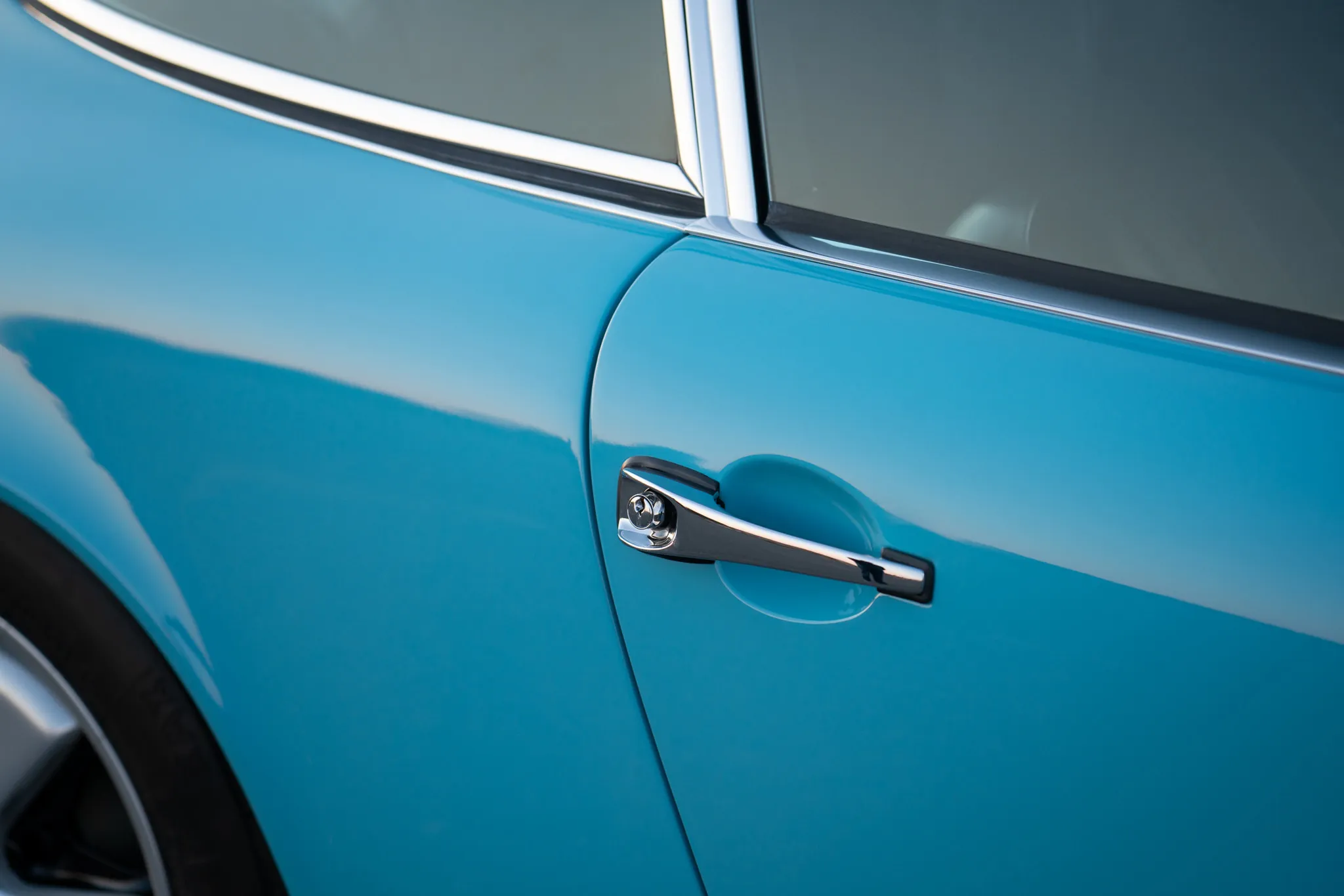 1969 Porsche 911S Coupe in Crystal Blue