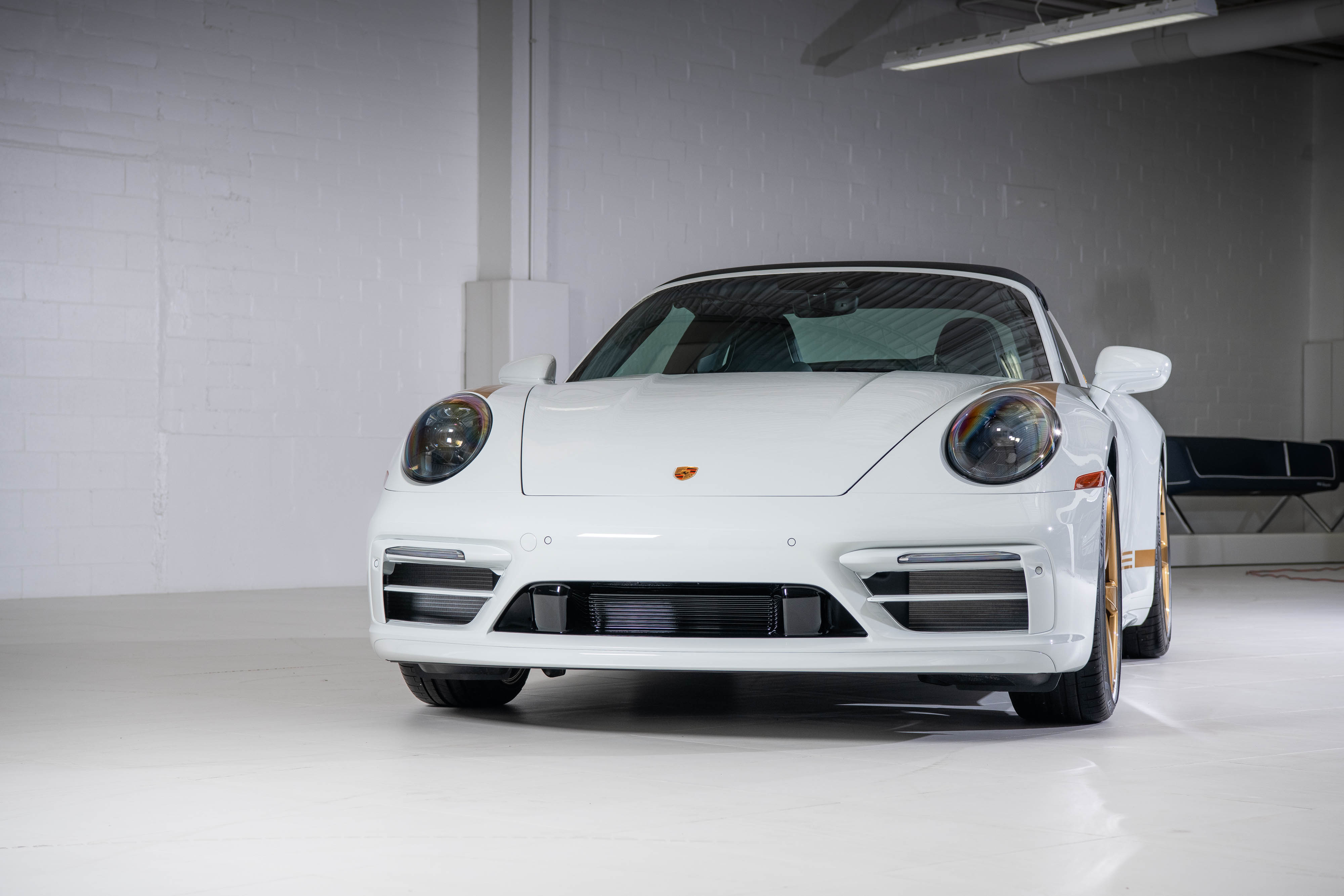 2021 Porsche 911 Targa 4S Heritage Design Edition in Pure White