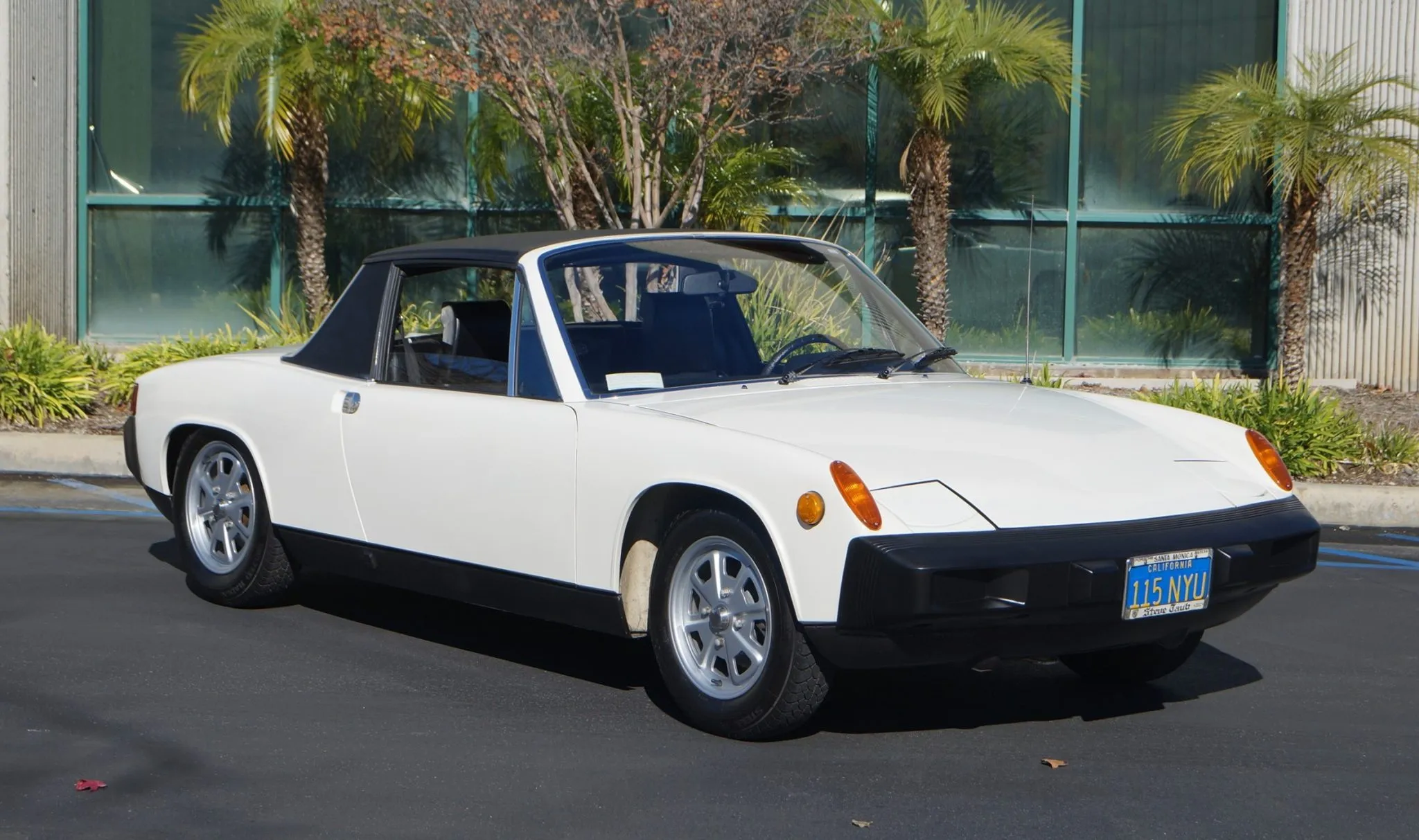  1976 Porsche 914 2.0L in Ivory White