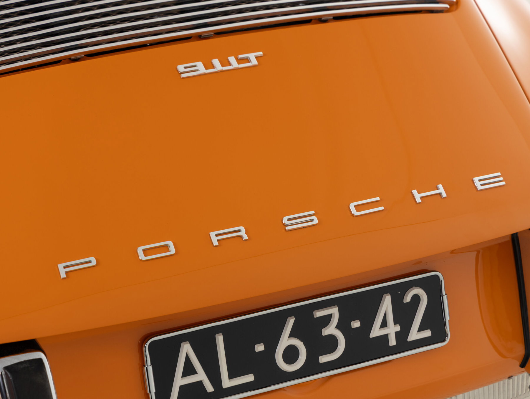 1971 Porsche 911 T In Signal Orange