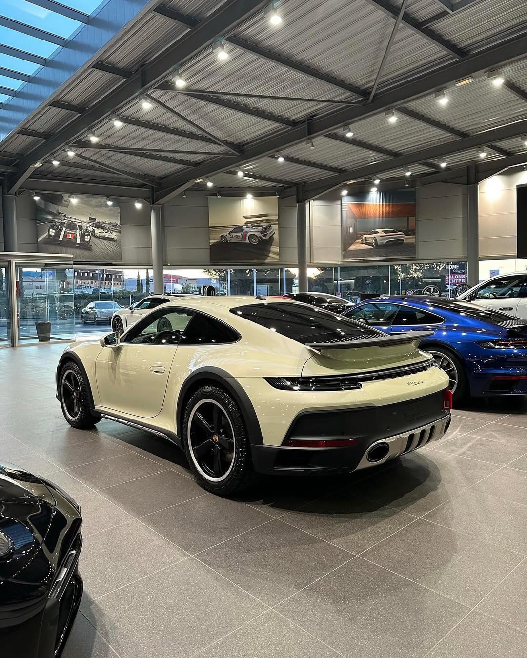 2023 Porsche 911 Dakar in Geyser Grey Metallic