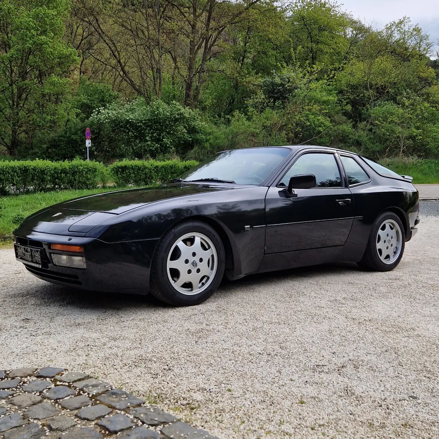 1990 Porsche 944 Turbo Coupé in Panthero Metallic