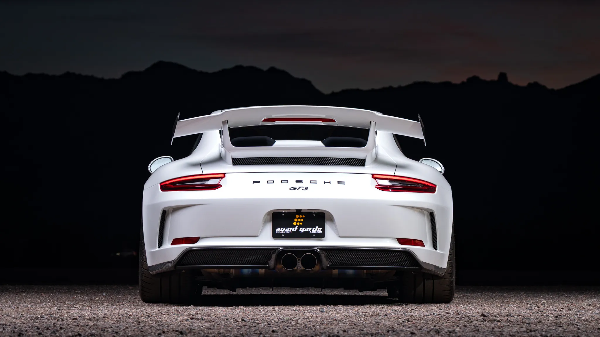 2018 Porsche 911 GT3 in Oryx White Metallic