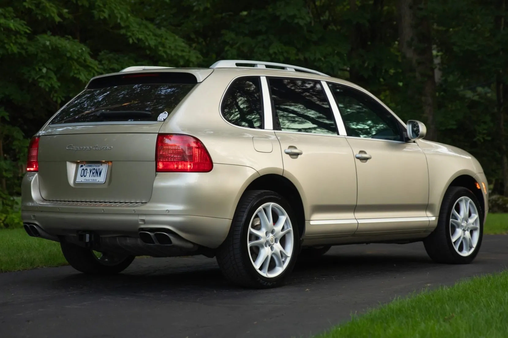 2004 Porsche Cayenne Turbo in Prosecco Metallic
