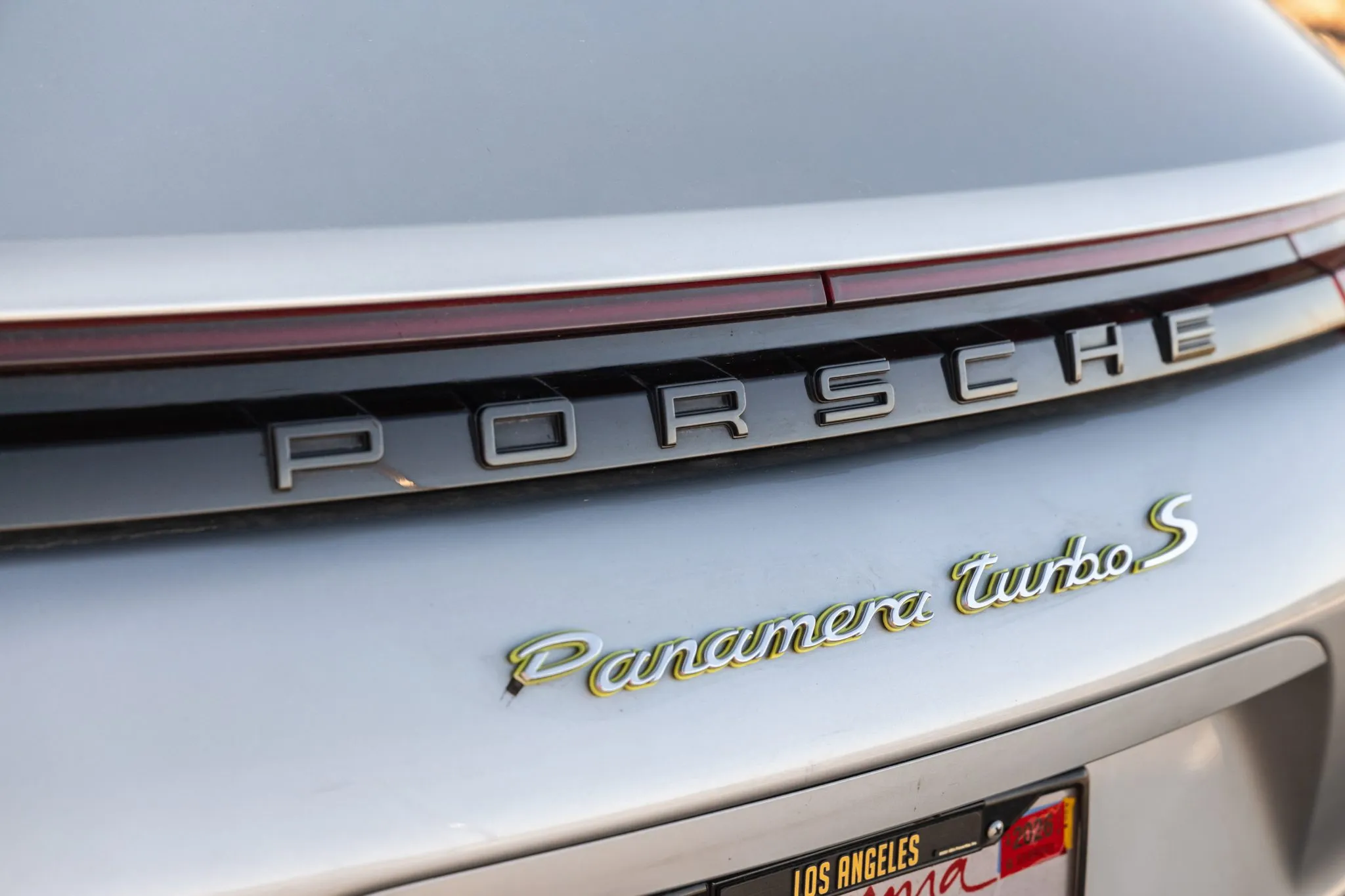 2018 Porsche Panamera Turbo S E-Hybrid Sport Turismo in Dolomite Silver Metallic