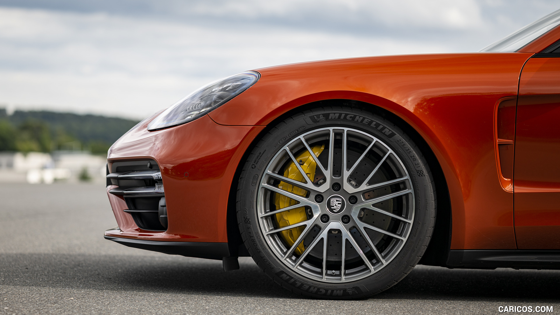 2021 Porsche Panamera Turbo S in Papaya Metallic