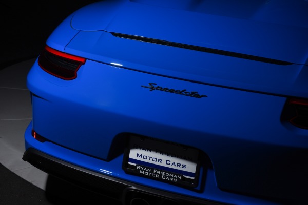 2019 Porsche 911 Speedster in Voodoo Blue