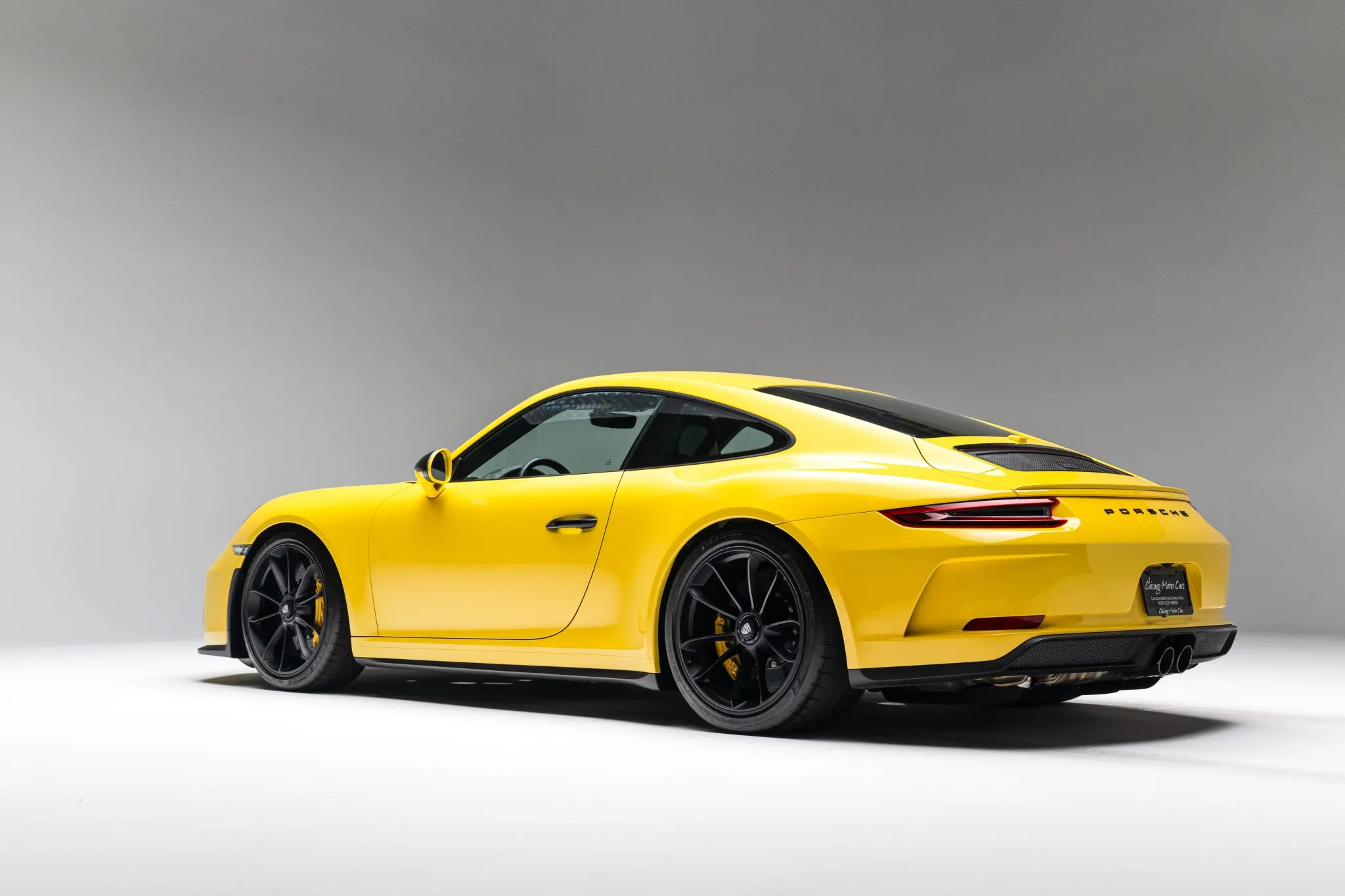 2018 Porsche 911 GT3 Touring in Racing Yellow