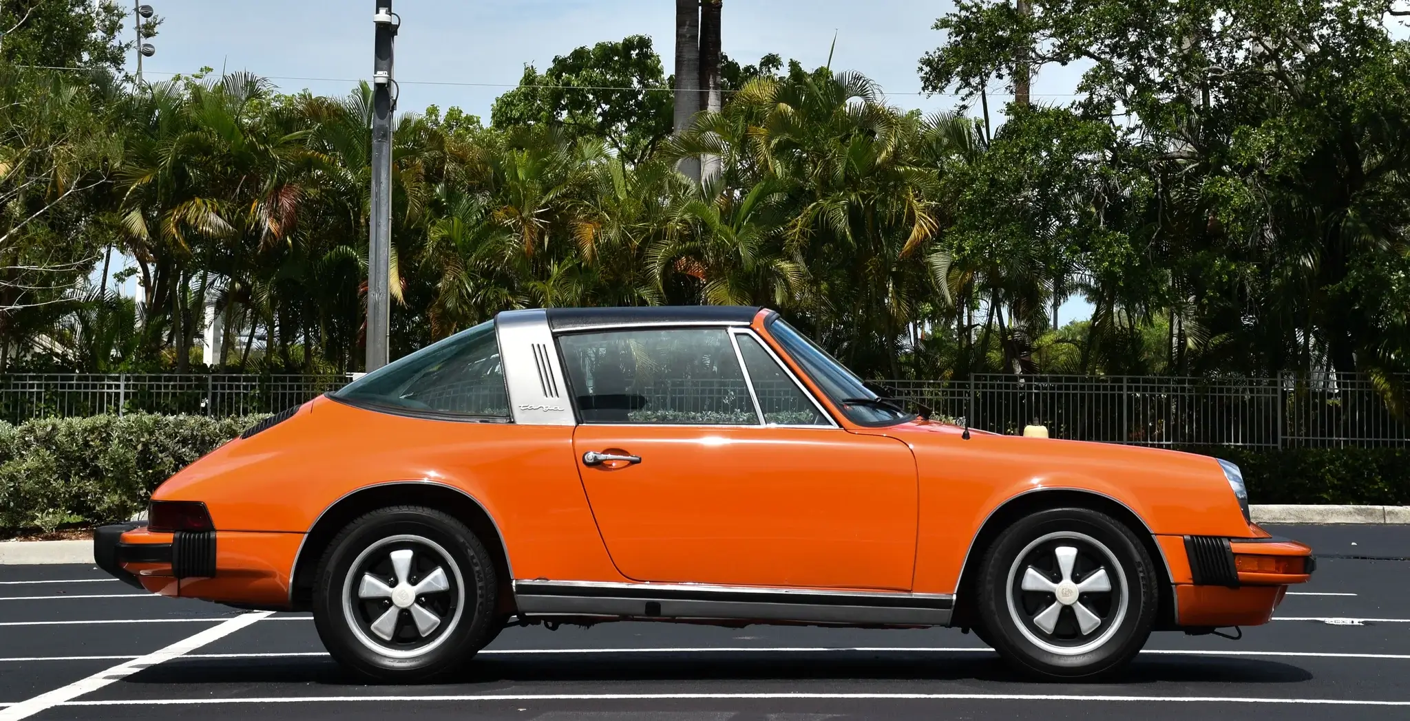 1977 Porsche 911S Targa in Continental Orange