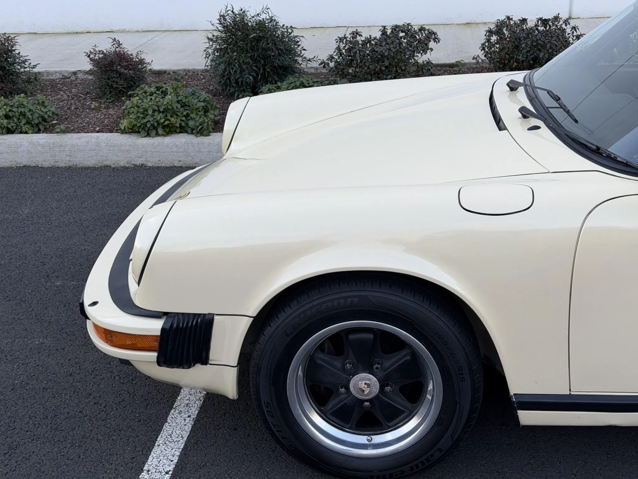 1985 Porsche 911 Carrera Targa in Pastel Beige