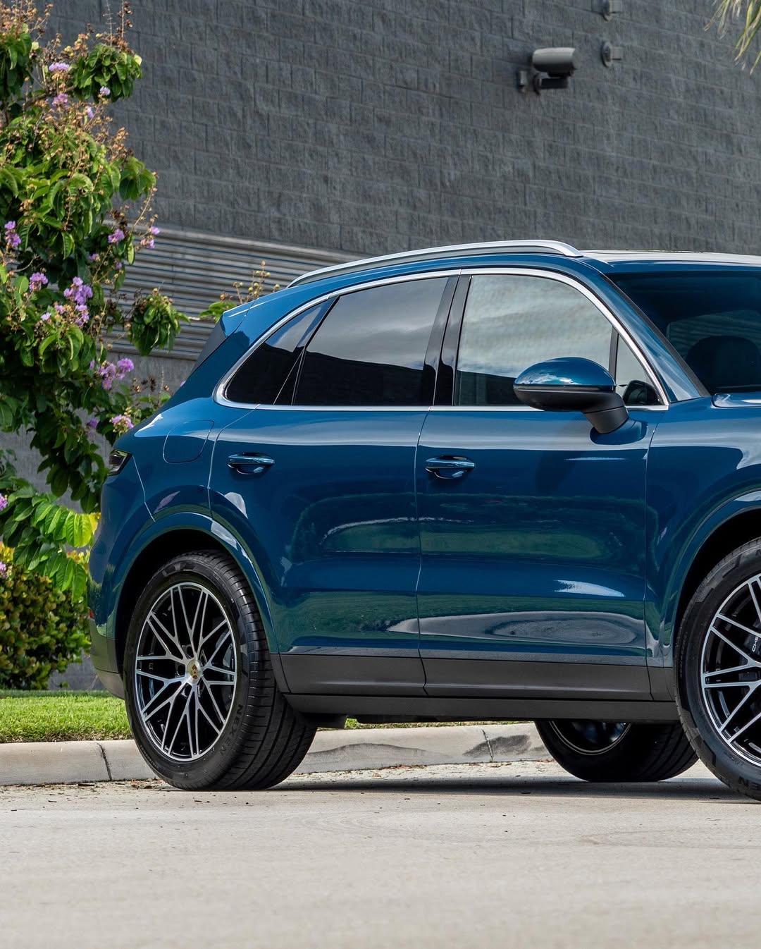 2023 Porsche Cayenne in Montego Blue Metallic