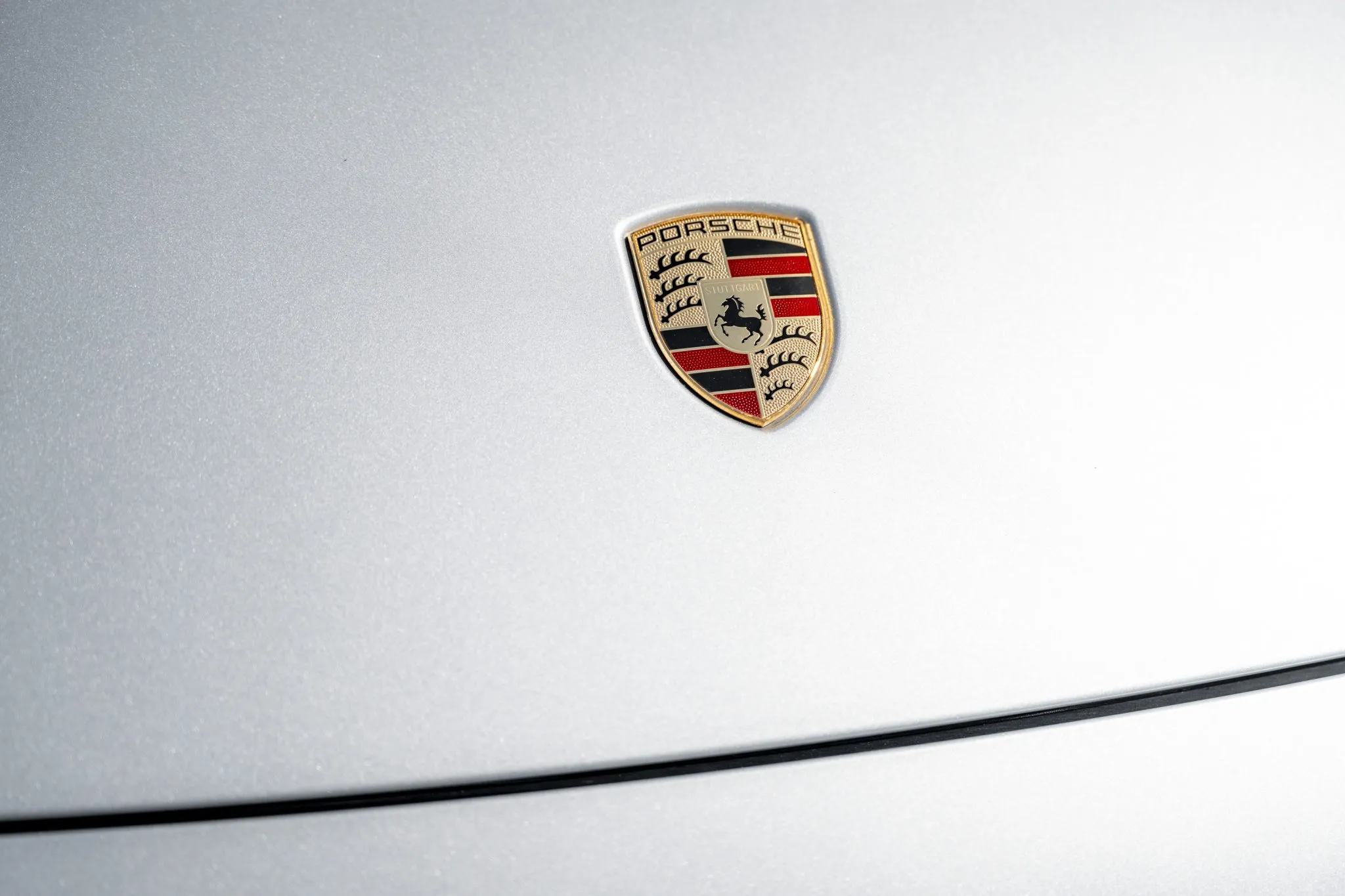 2016 Porsche Cayenne Turbo in Rhodium Silver Metallic