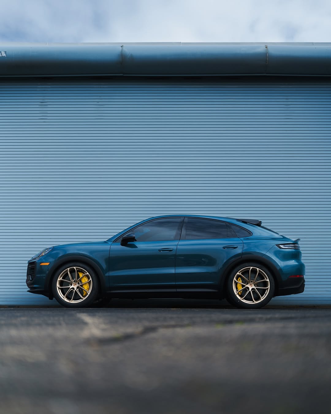 2025 Porsche Cayenne Turbo GT in Avalon Green Metallic