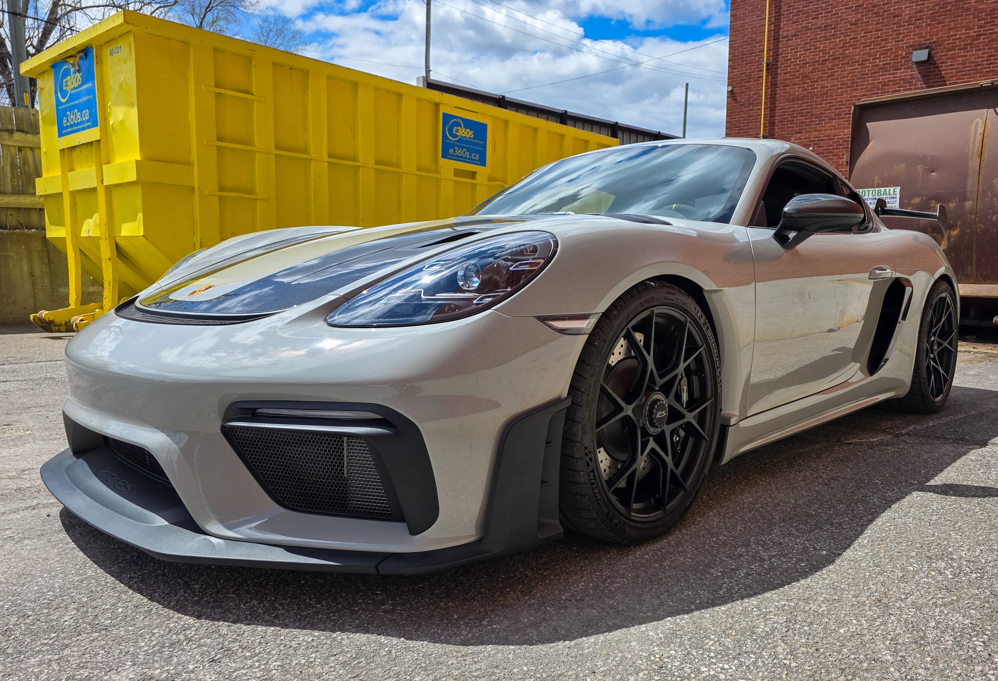 2024 Porsche 718 Cayman GT4 RS Weissach Package in Fashion Grey