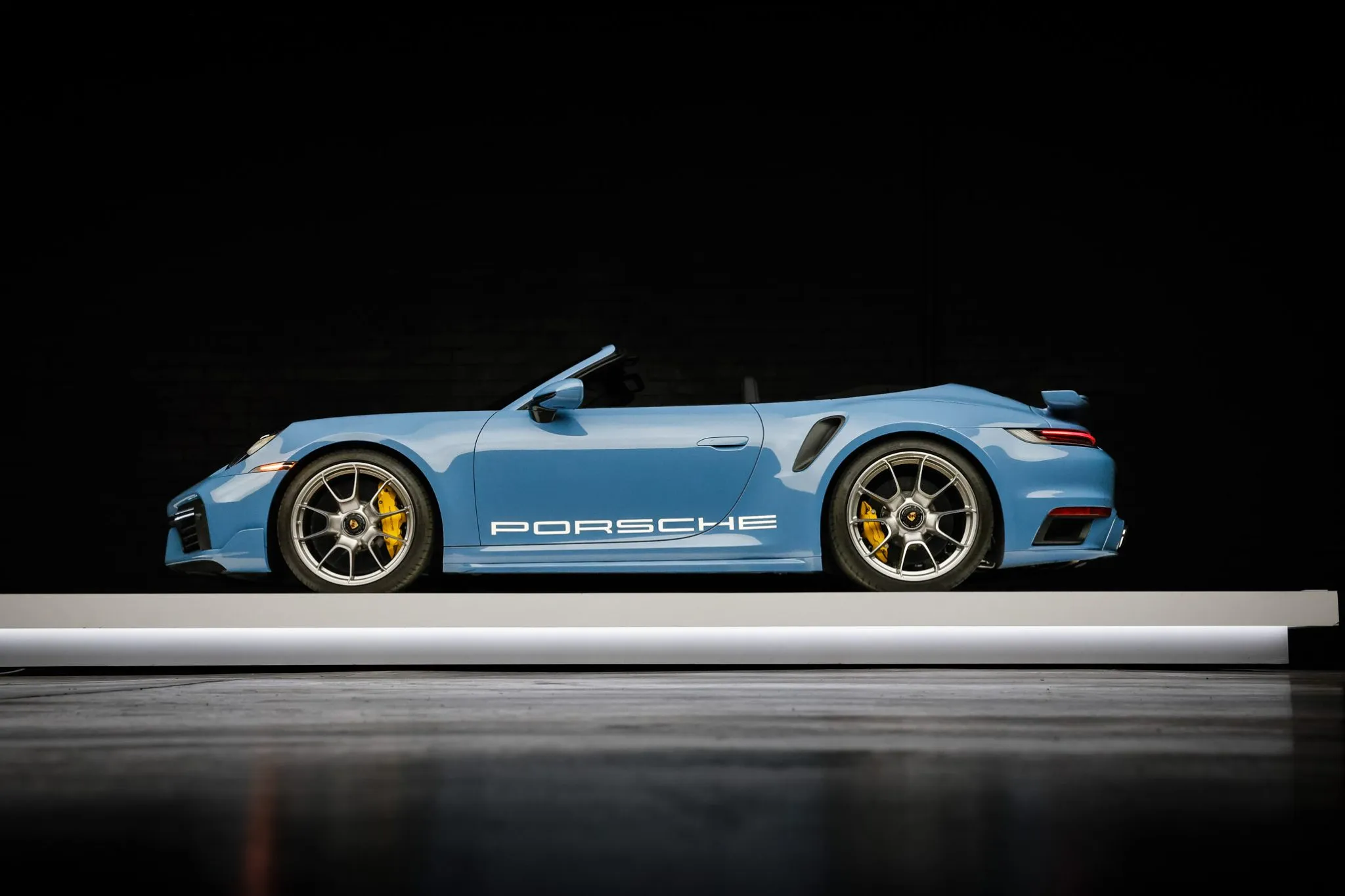 2025 Porsche 911 Turbo S Cabriolet in Nashy Blue