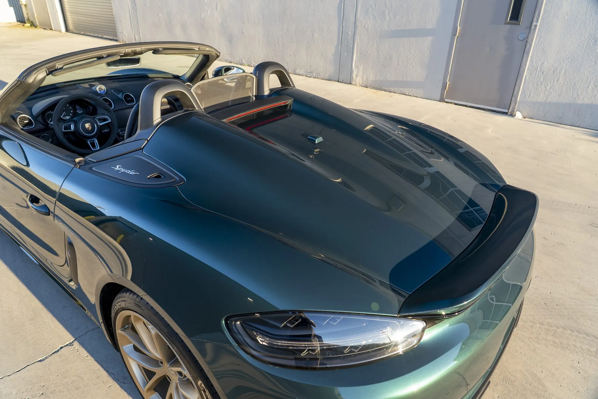 2023 Porsche 718 Spyder in Jet Green Metallic