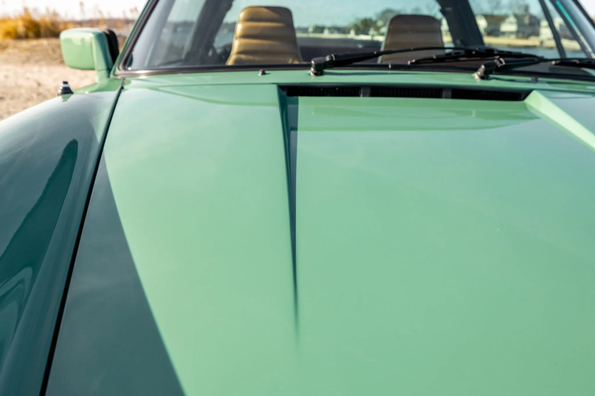 1982 Porsche 911SC Targa in Mint Green (Dark)