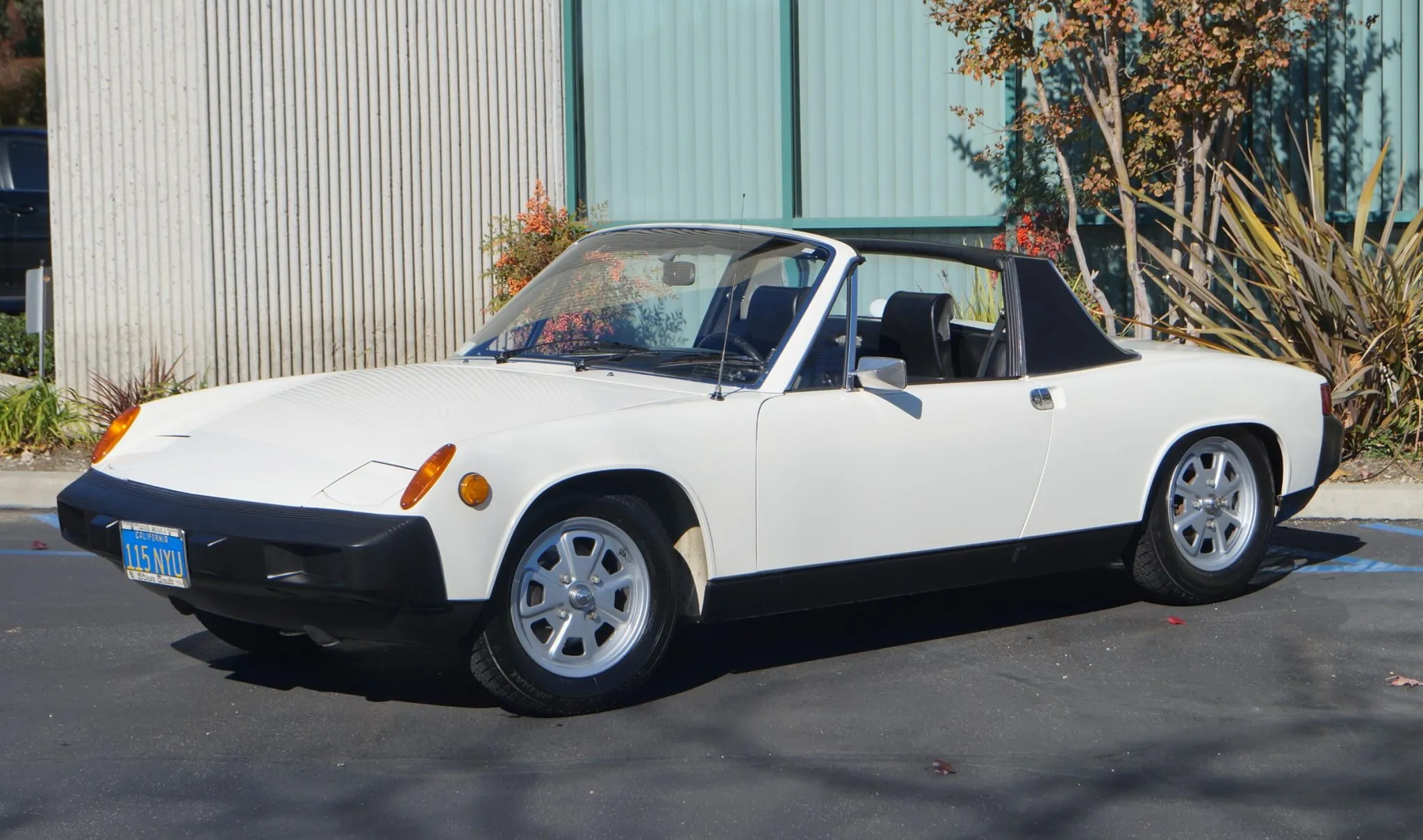  1976 Porsche 914 2.0L in Ivory White