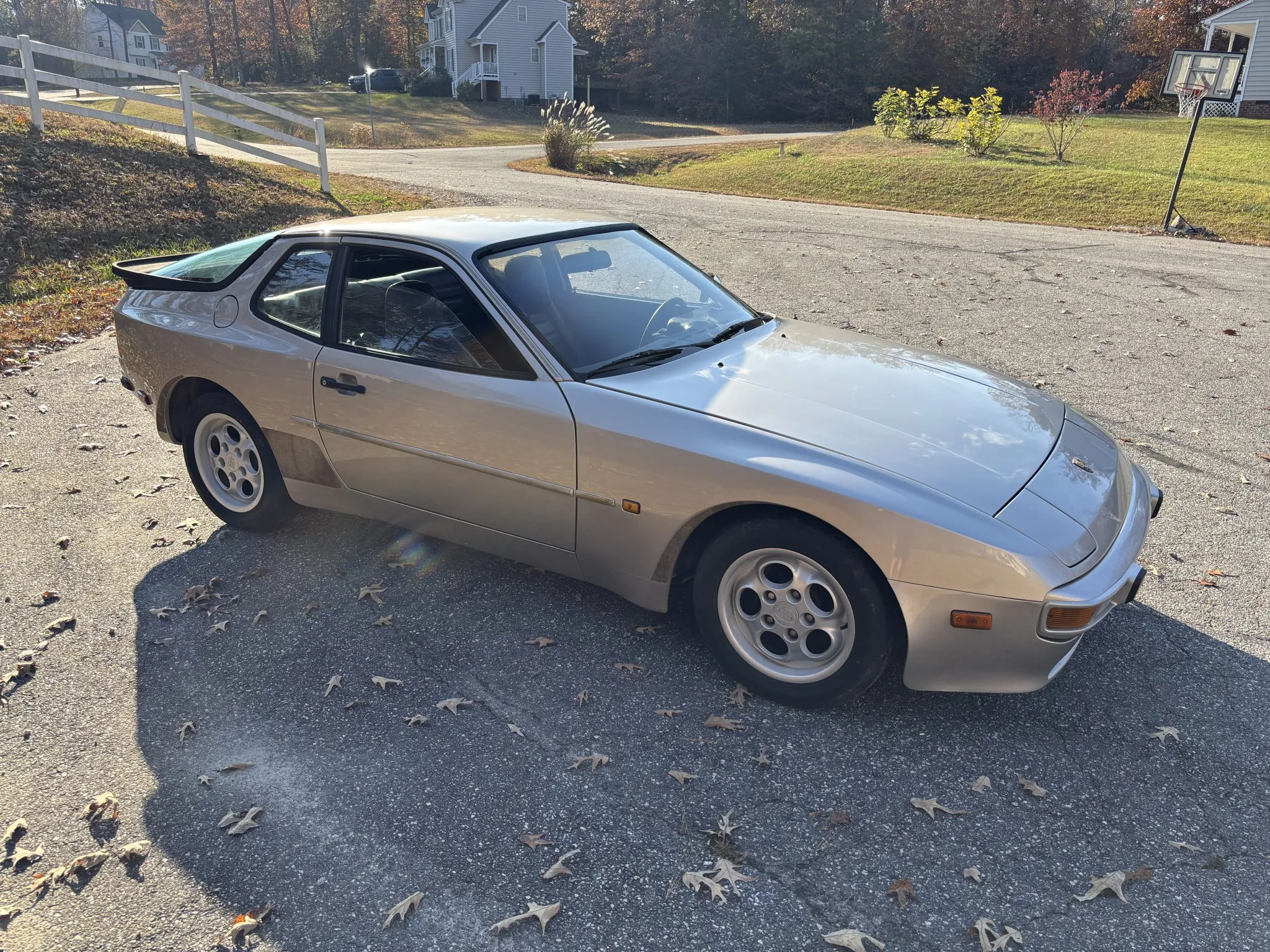 Euro 1984 Porsche 944 In Zermatt Silver Metallic