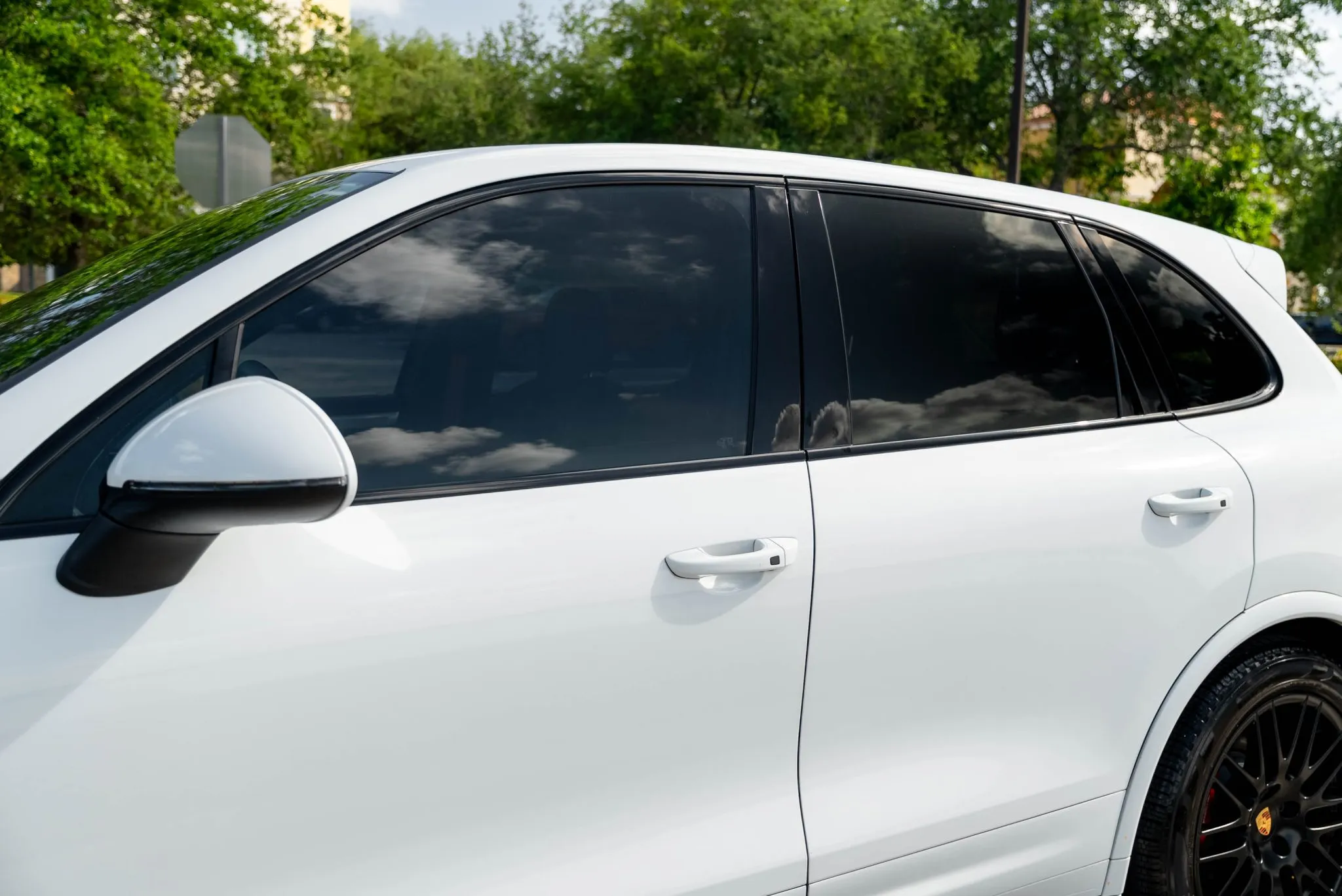 2016 Porsche Cayenne GTS in Carrara White Metallic