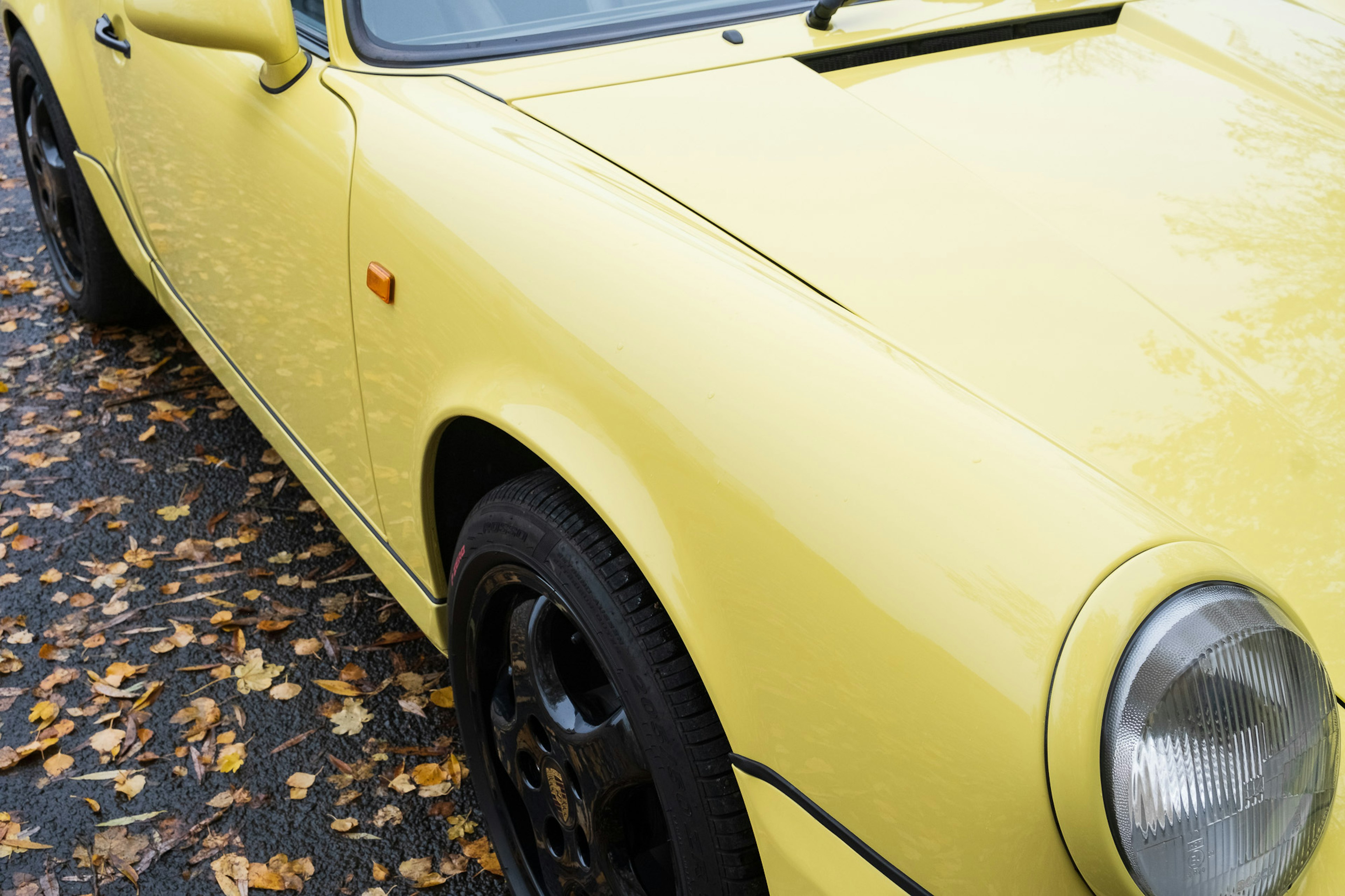 1991 Porsche 911 Carrera 2 Cabriolet in Summer Yellow