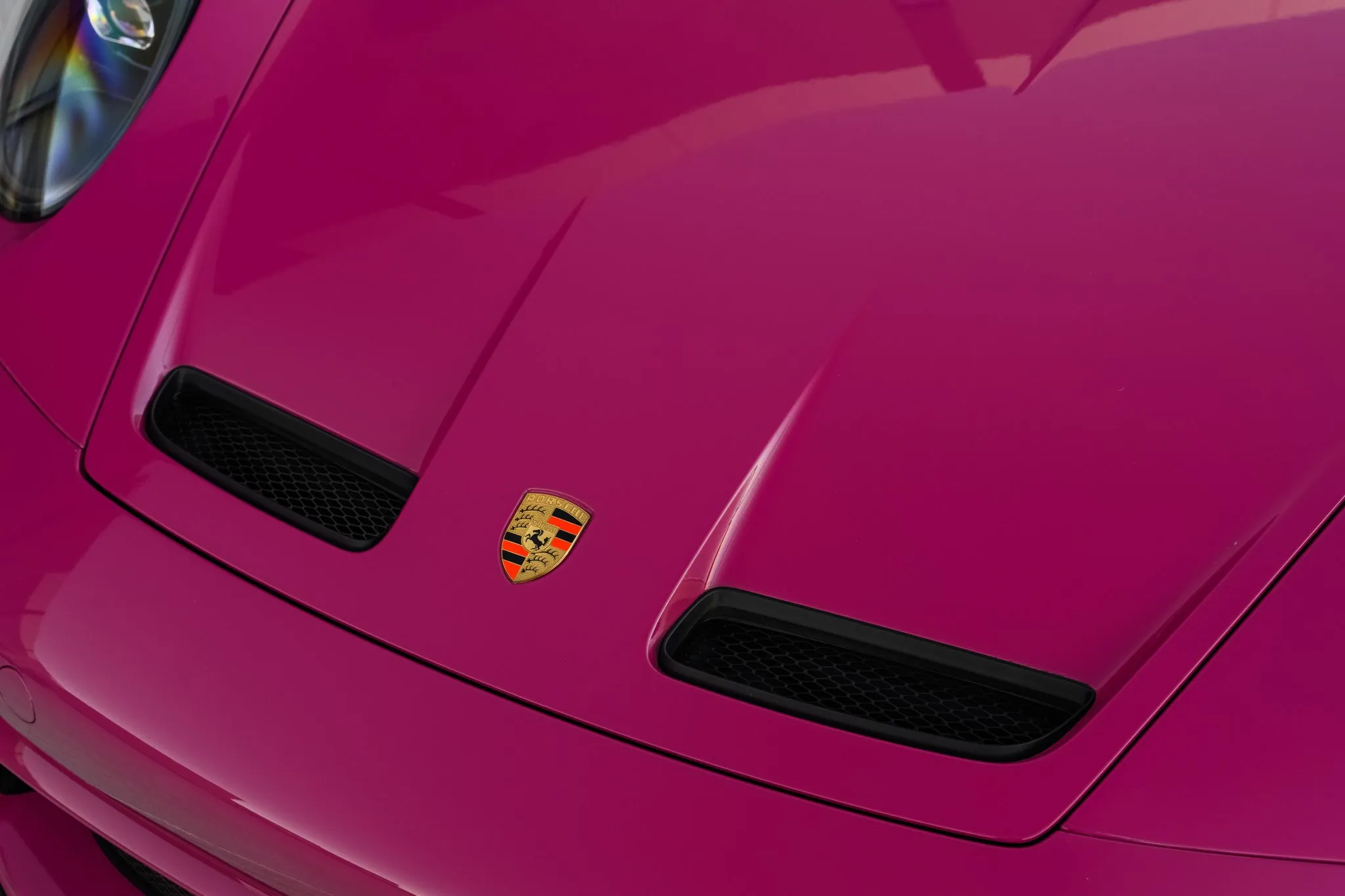 2022 Porsche 911 GT3 Touring in Ruby Star