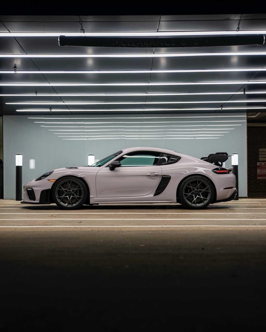 2025 Porsche 718 Cayman GT4 RS in Moon Gem