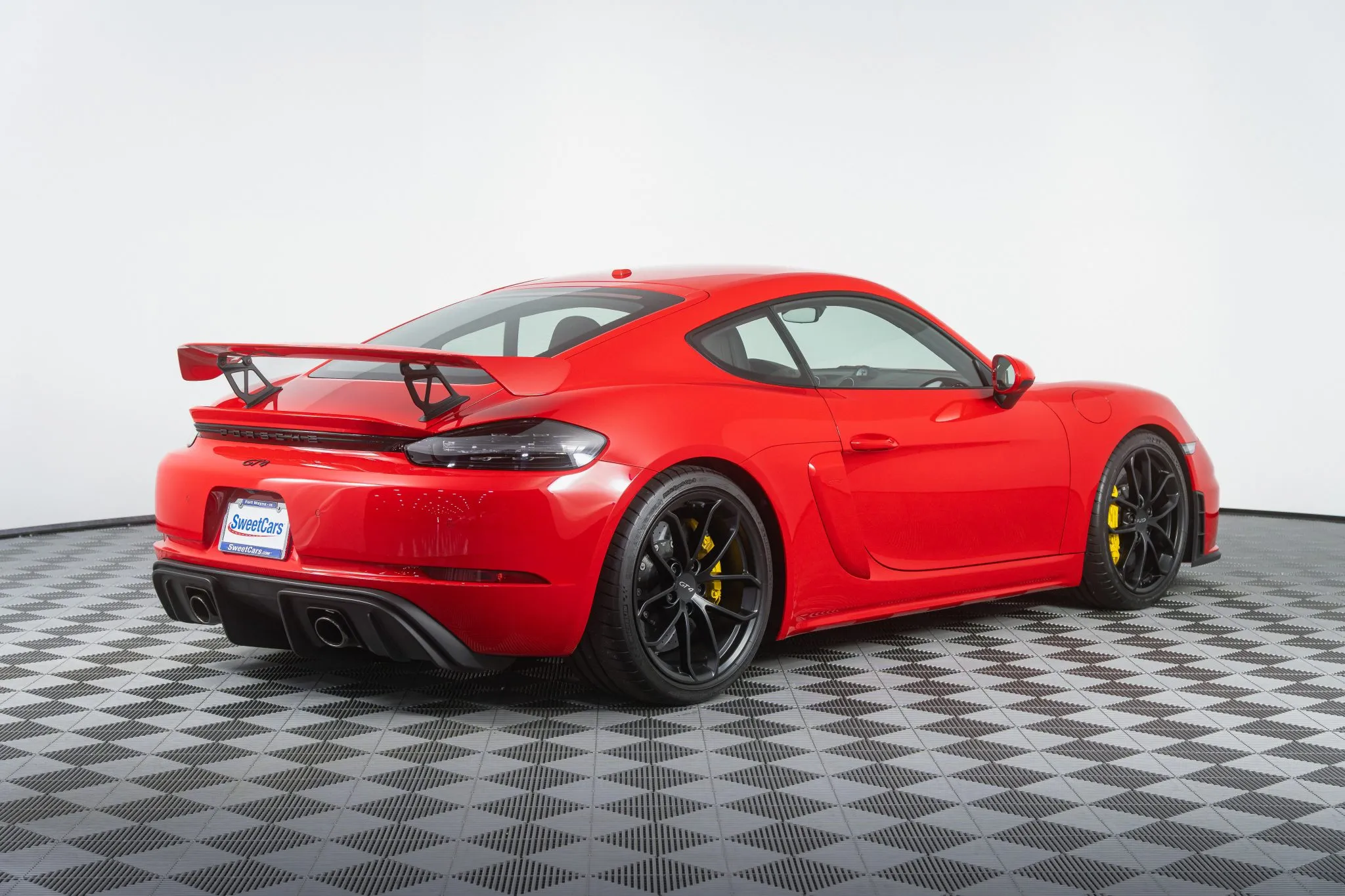 2020 Porsche 718 Cayman GT4 in Guards Red